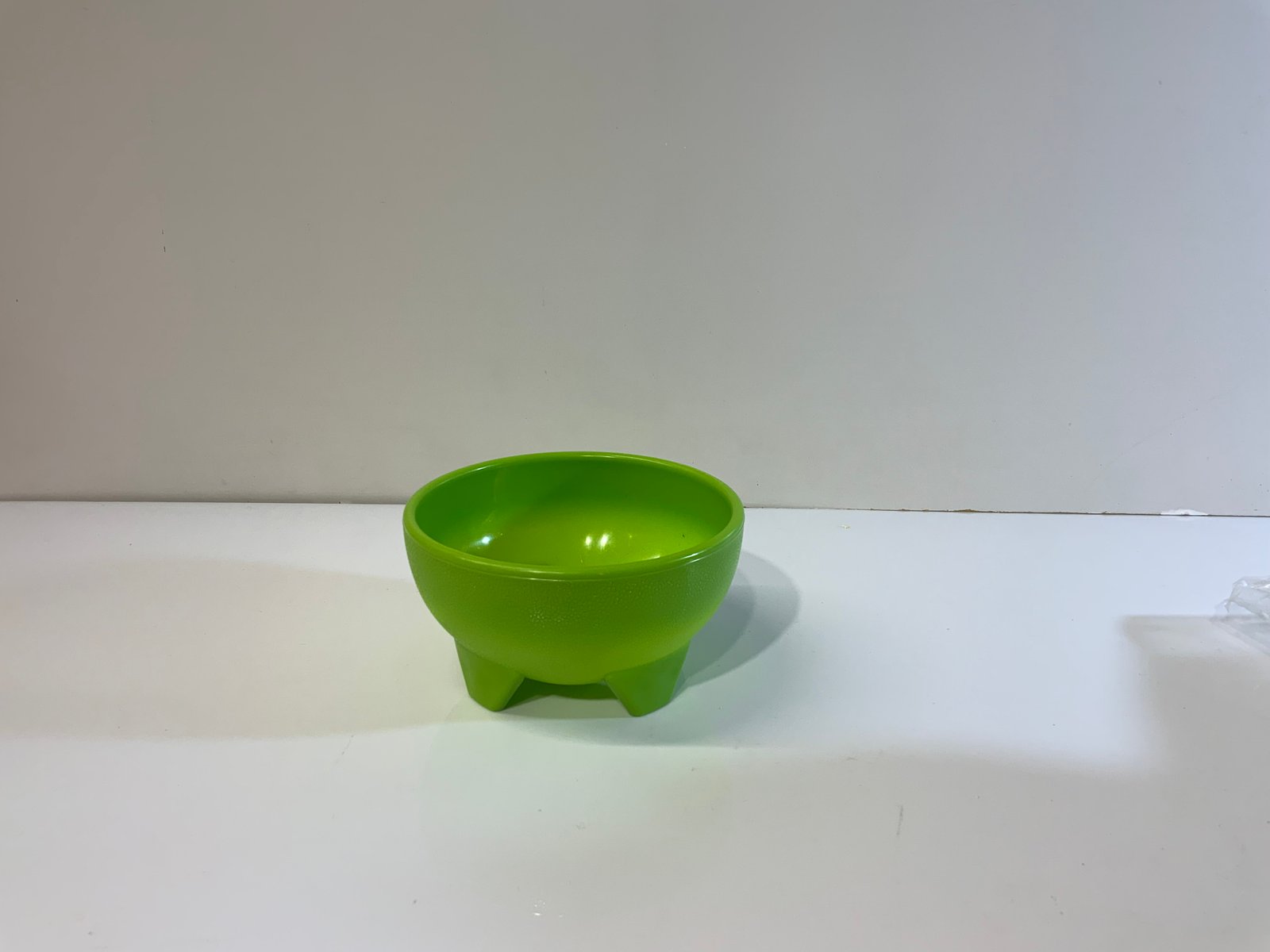 Recipiente Plástico Verde Tipo Molcajete