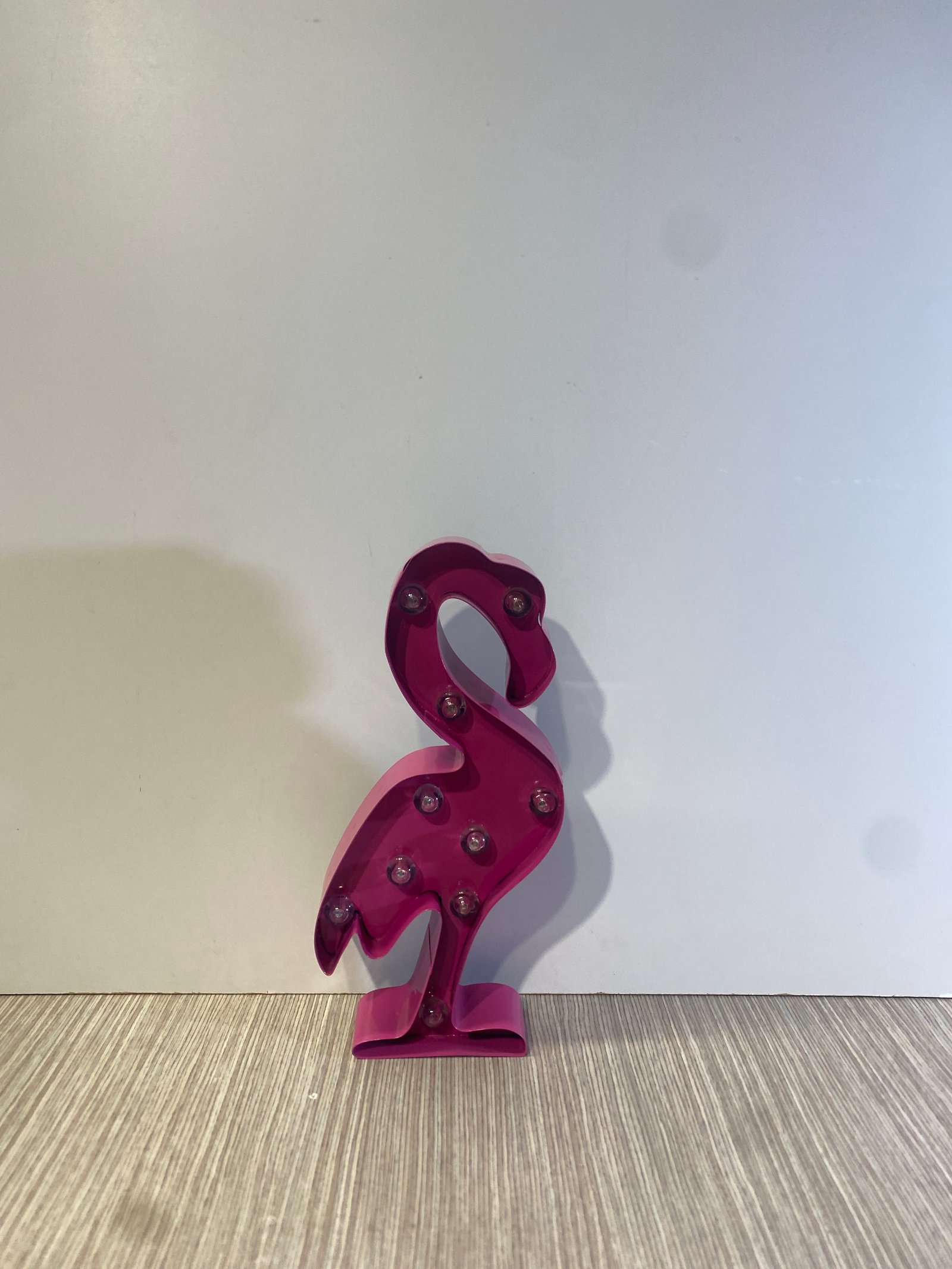 Flamingo Fucsia Metalico Con Luz