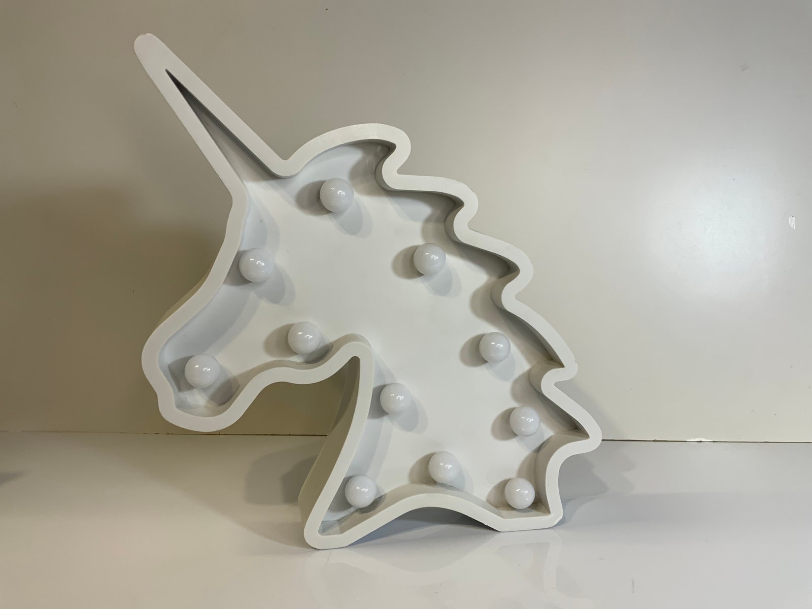Unicornio Blanco Cabeza Grande Con Luz