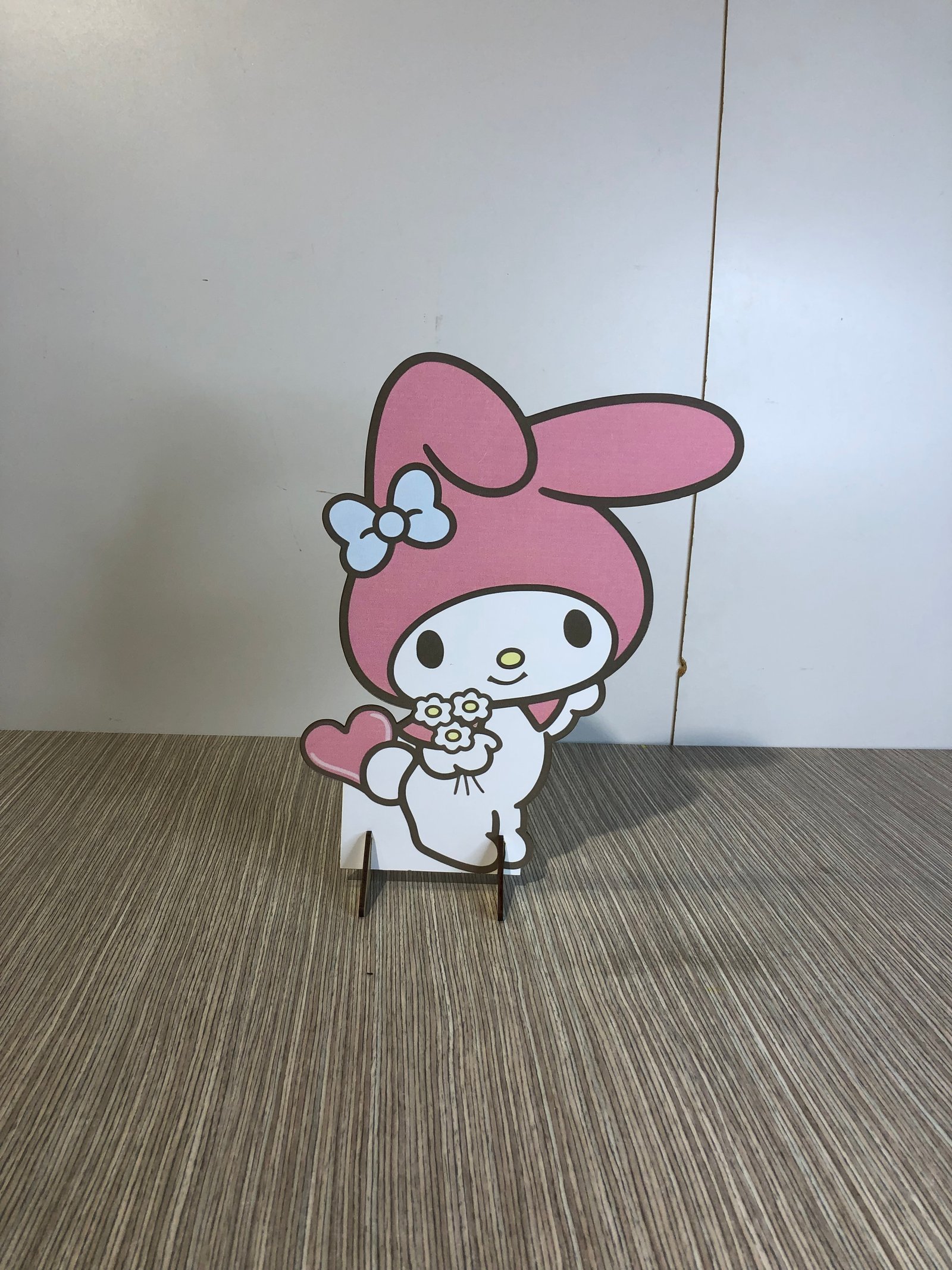 My Melody Para Mesa Mdf 30Cm