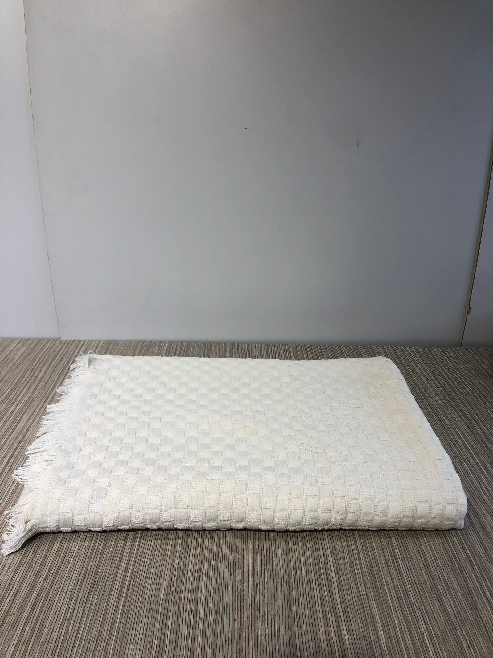 Mantel Crema Mini Cuadritos
