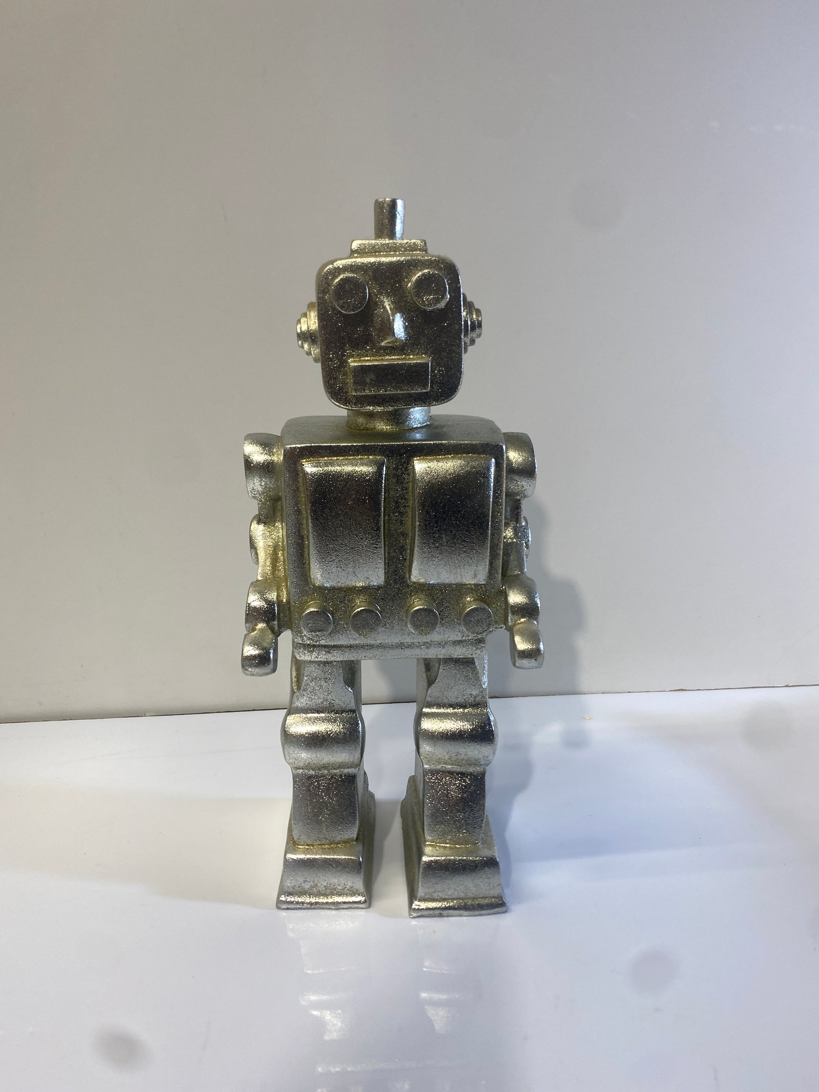 Robot Plateado Pasta