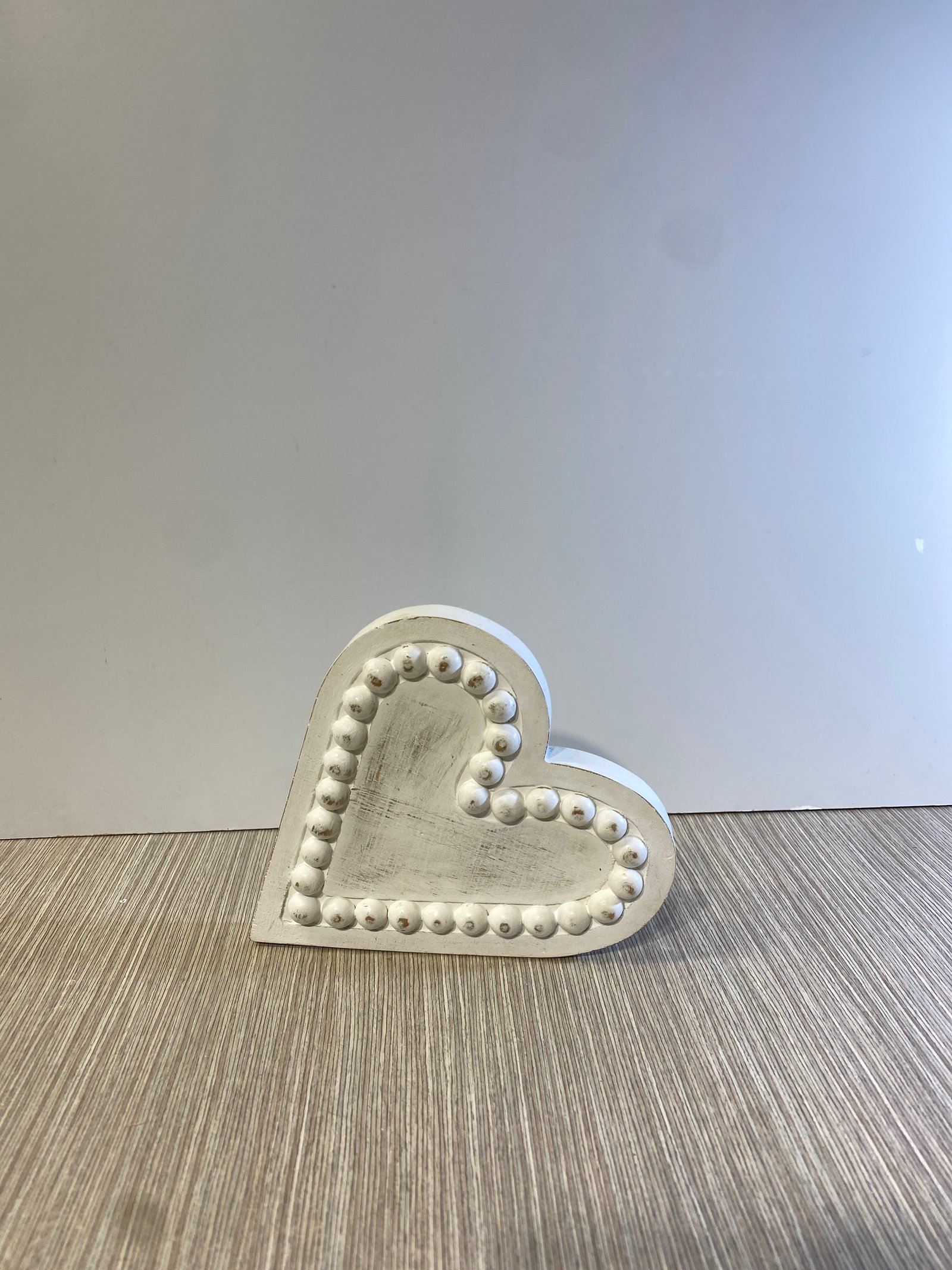 Corazon Madera Blanco Plano Borde Bolas
