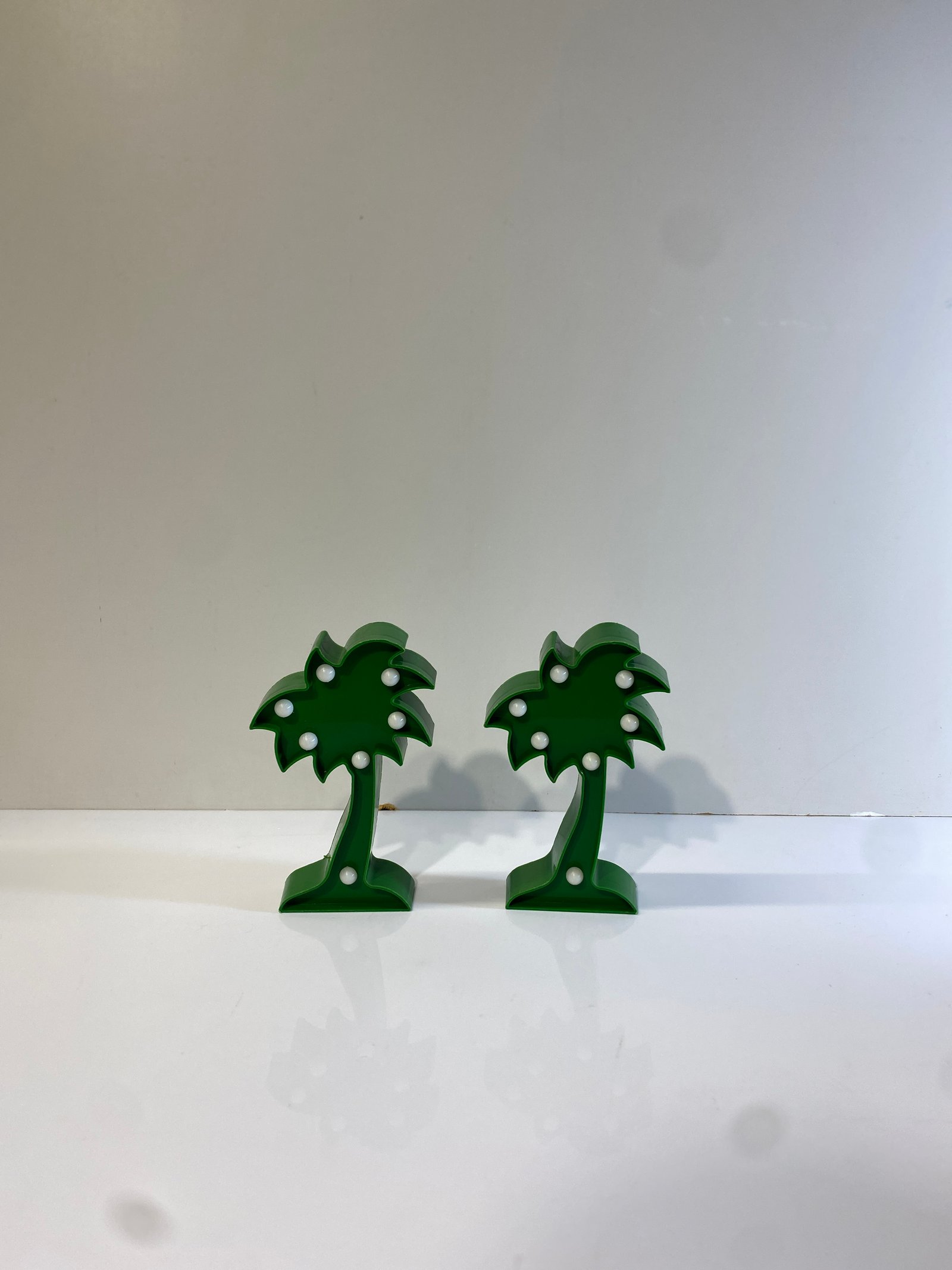 Palmera Pasta Verde Pequeña Con Luz