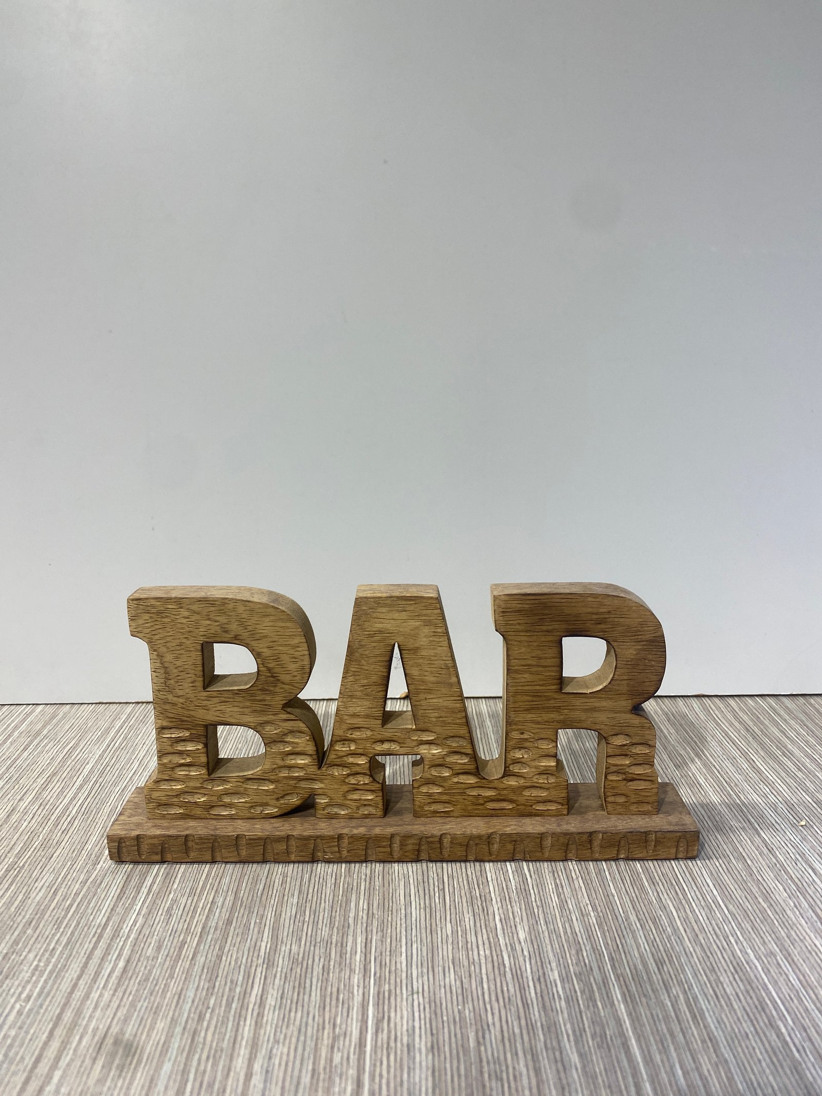 Palabra Bar Madera Huecos Blancos