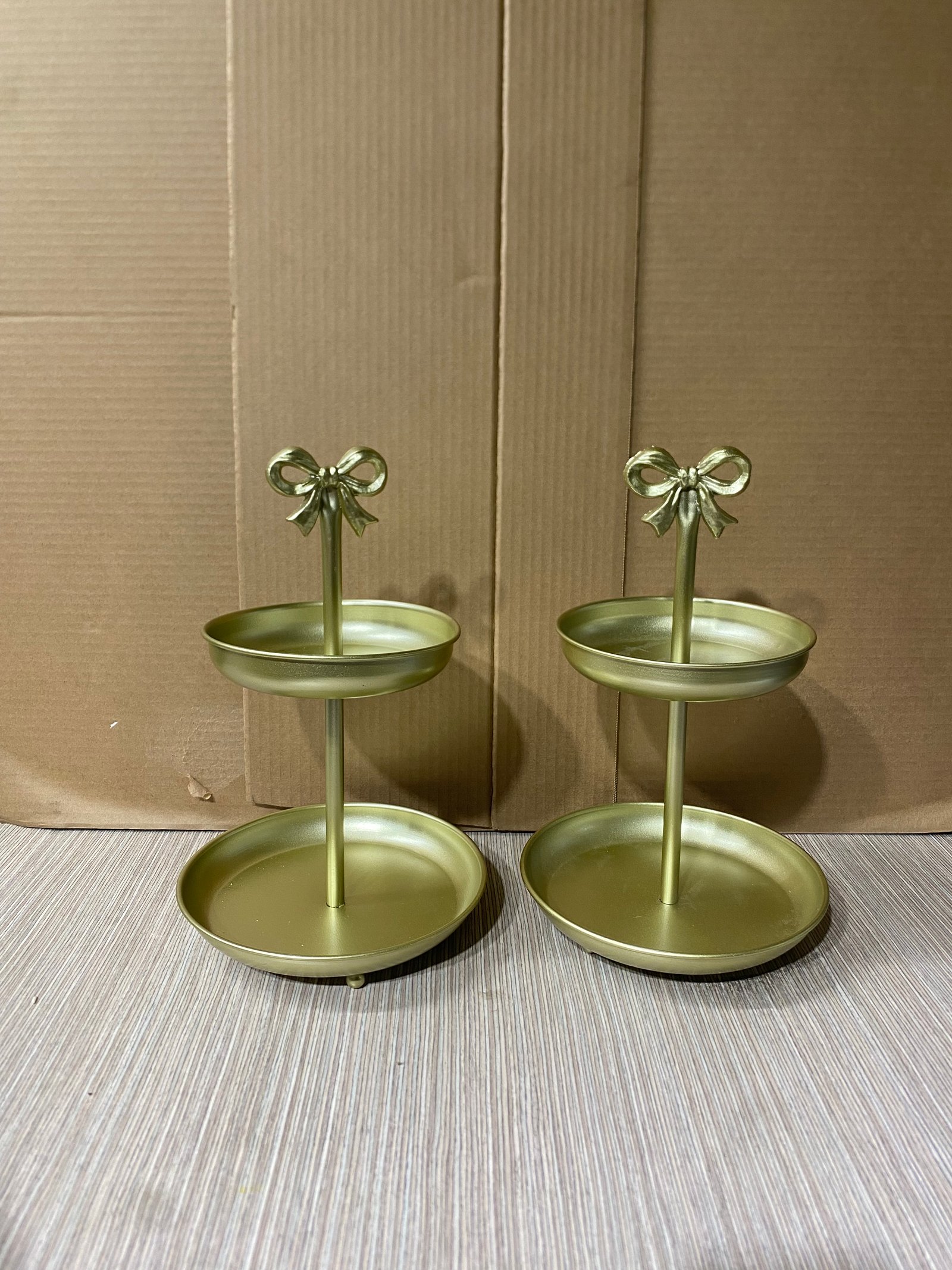 Porta Postres Dorado Dos Niveles Punta Moño