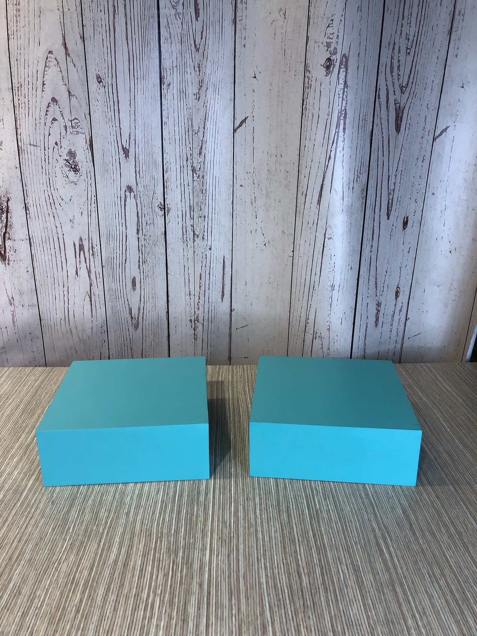 Altura Madera Agua Marina Cuadrada Con Fondo 7.5 Fondo