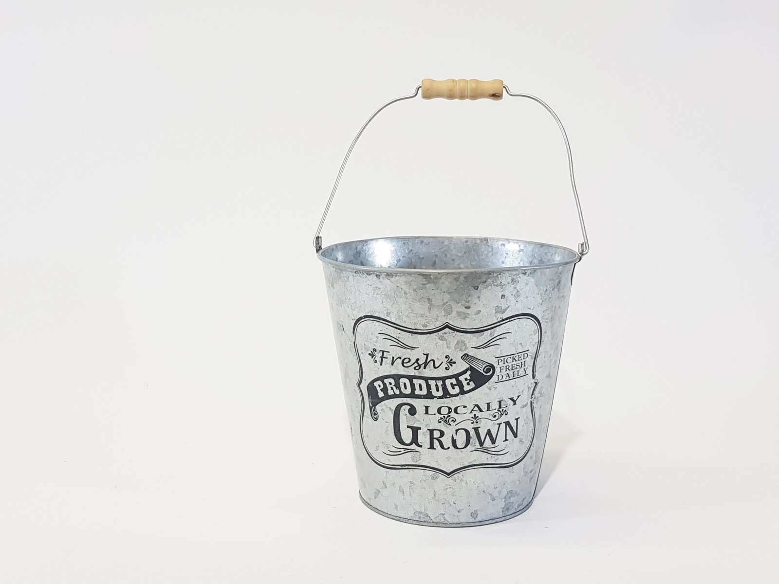 Balde Laton Agarradera Madera Letras Negras Mediano