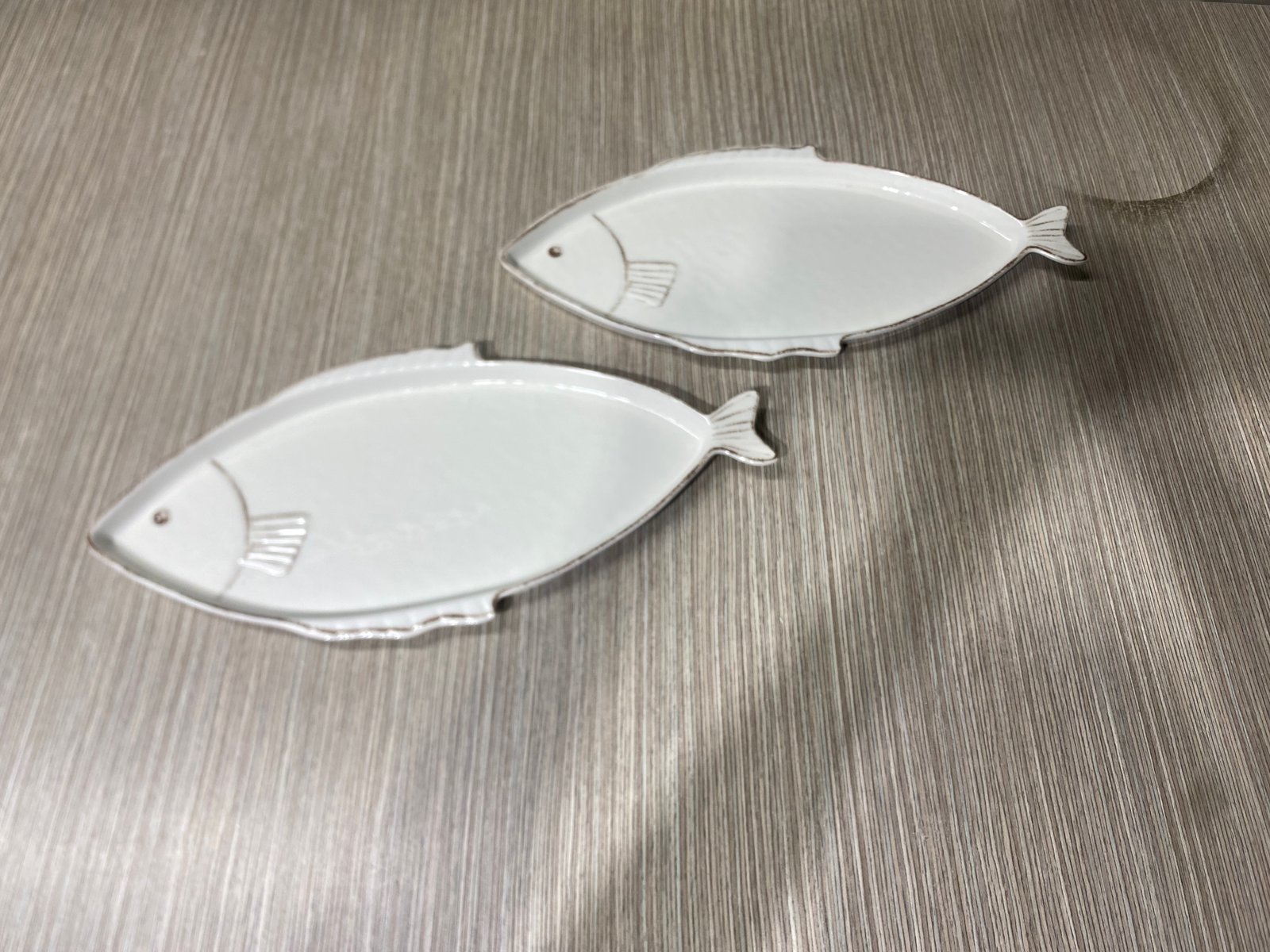 Bandeja Blanca Forma Pez Alargado 