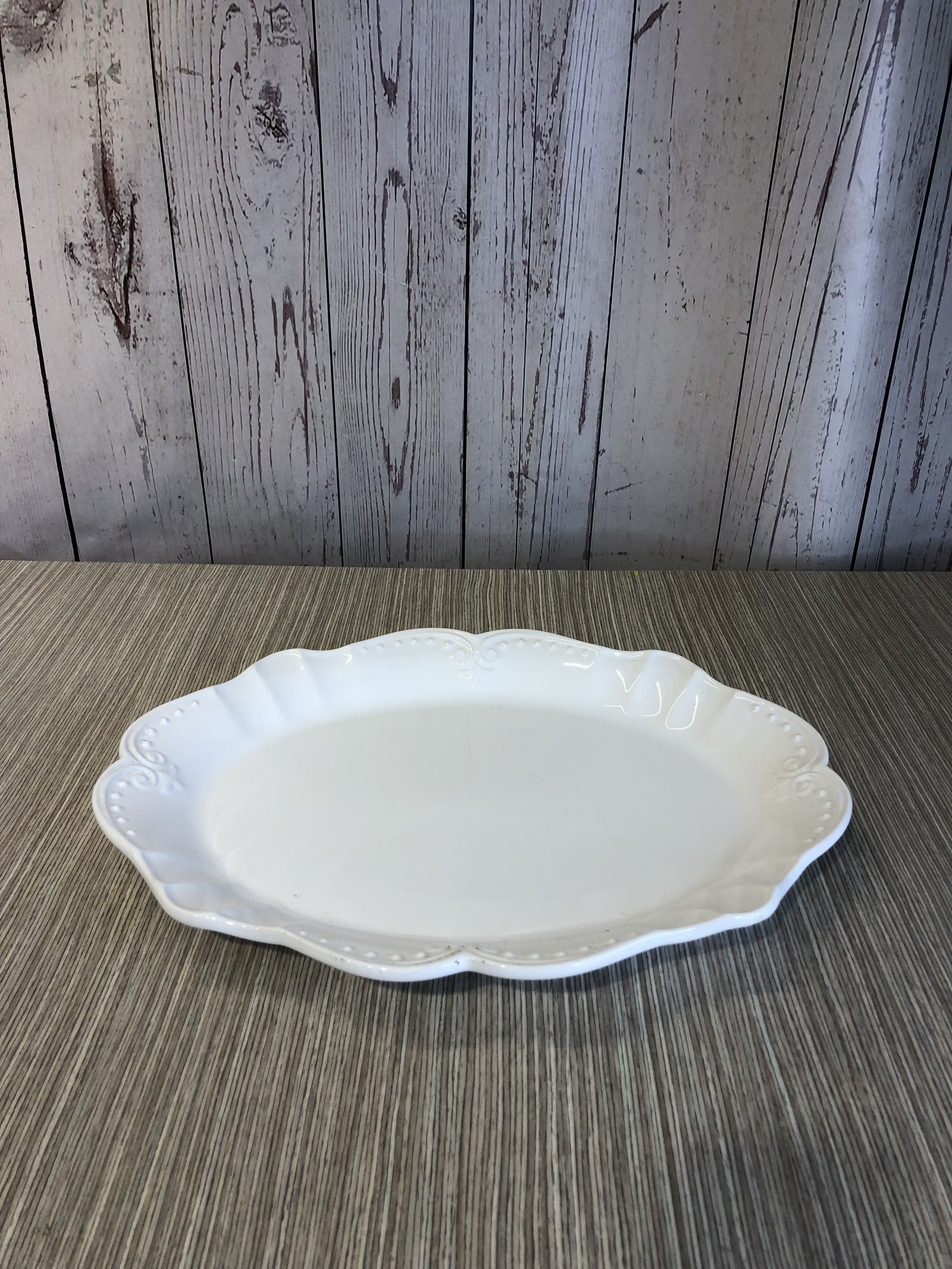 Bandeja Cerámica Blanca Ovalada Semi Plana Borde Moras