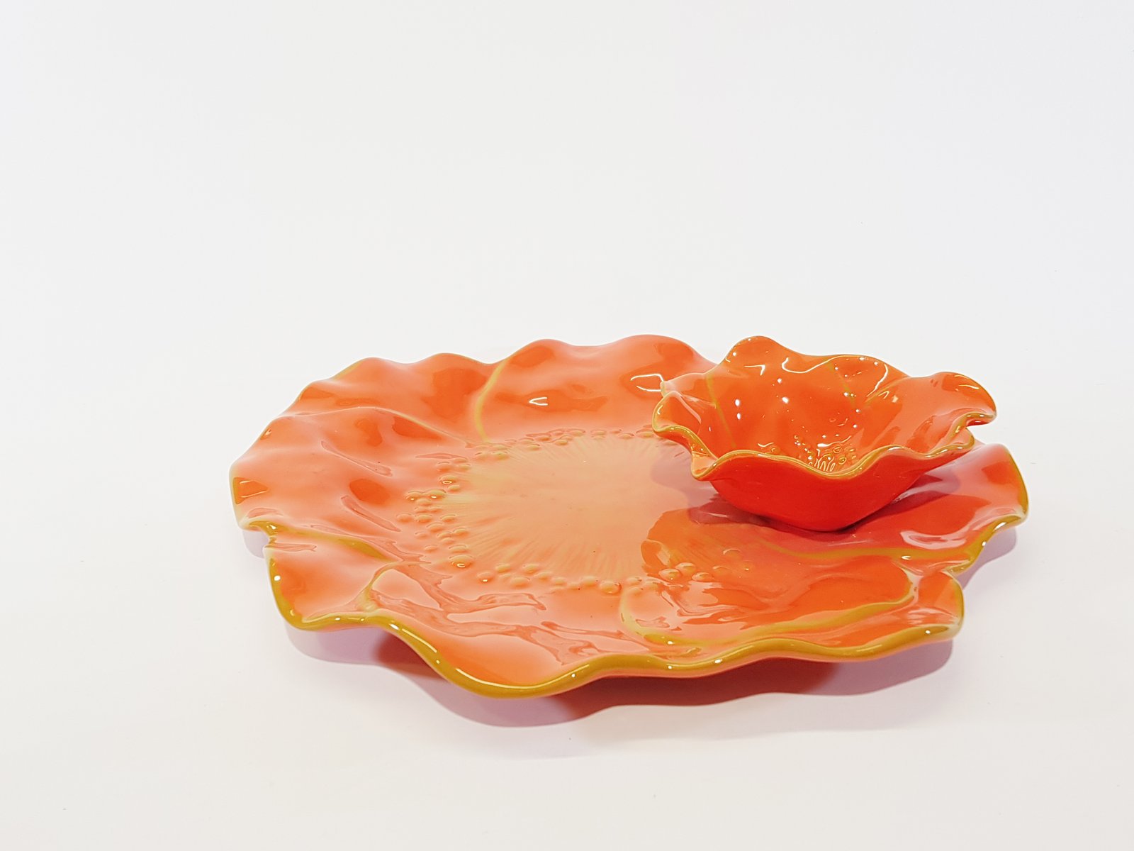 Bandeja Ceramica Forma Flor Naranja Con Salsera
