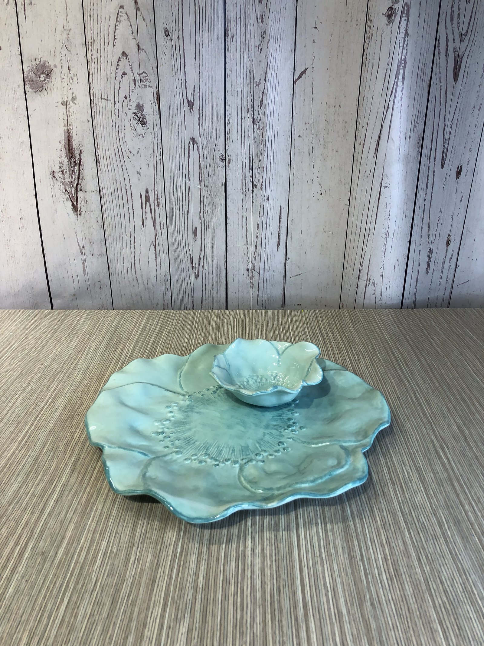 Bandeja Ceramica Forma Flor Azul Con Salsera