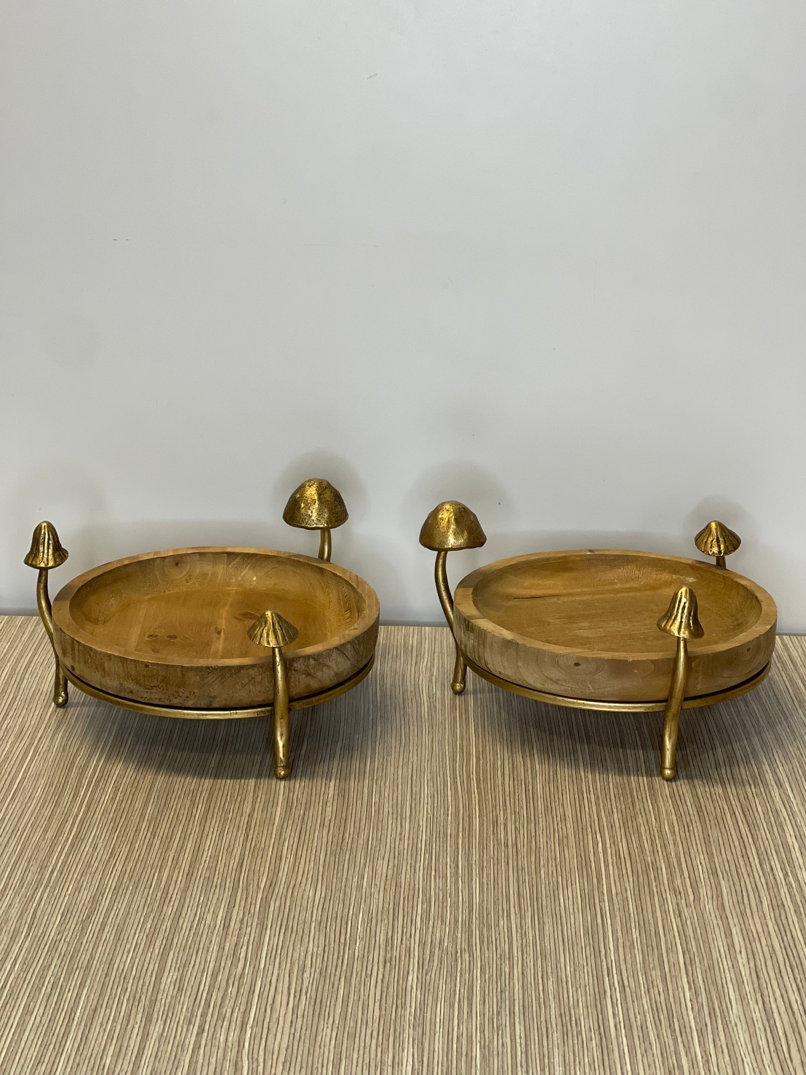 Bandeja Madera Cafe Soporte Dorado Puntas Hongos