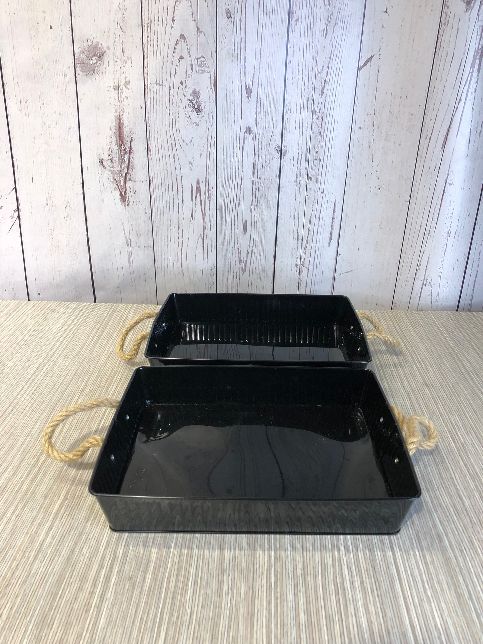 Bandeja Rectangular Negra Con Fondo Agarraderas Cabuya