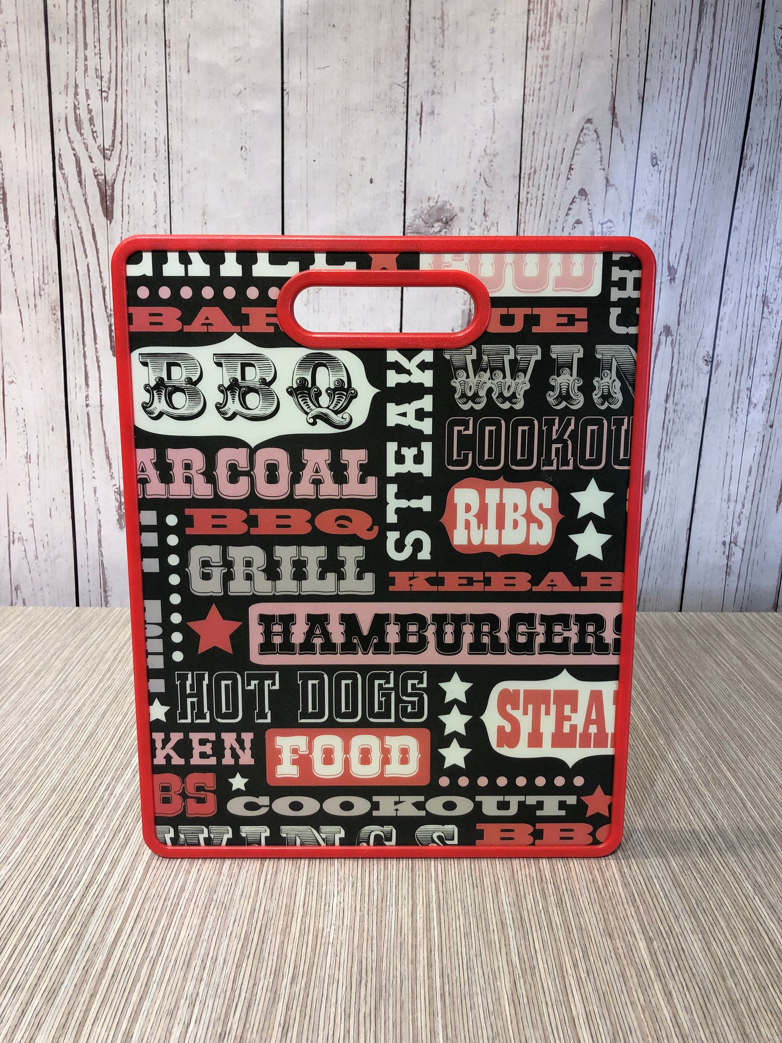 Bandeja Tipo Tabla Decorativa Plastica Borde Rojo Bbq