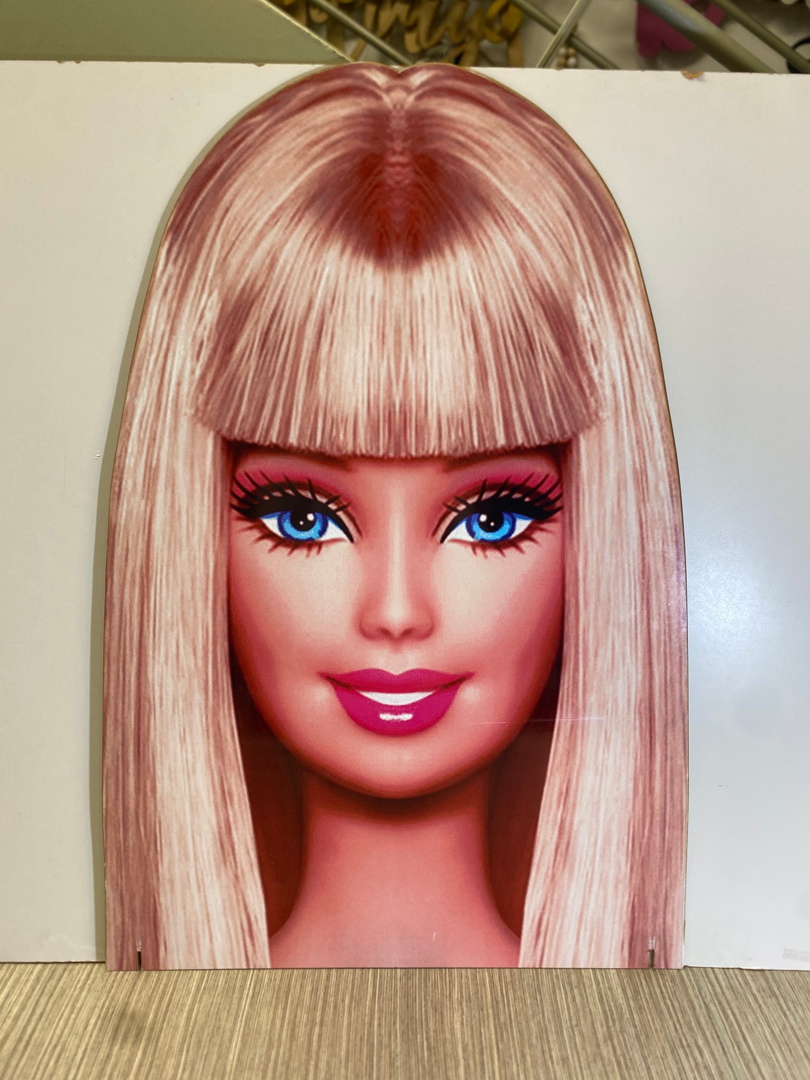Barbie Cabeza Mdf 80Cm