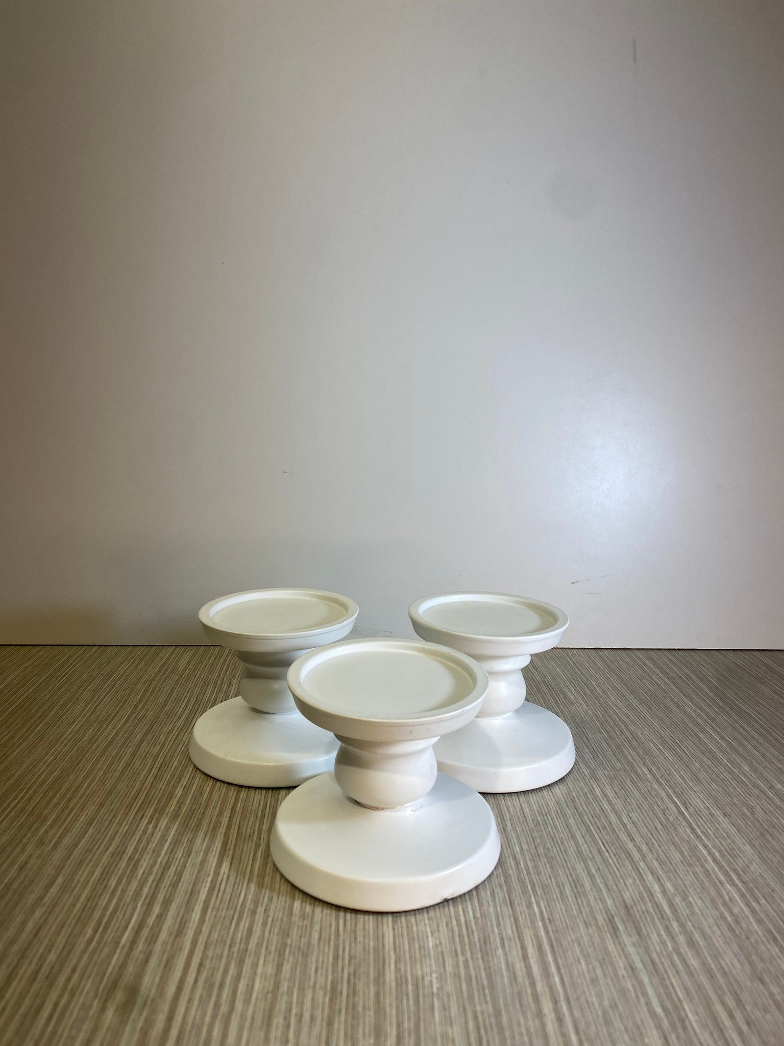 Candelabro Blanco Pequeño Para Velon 10.5 Largo X 10 Diametro