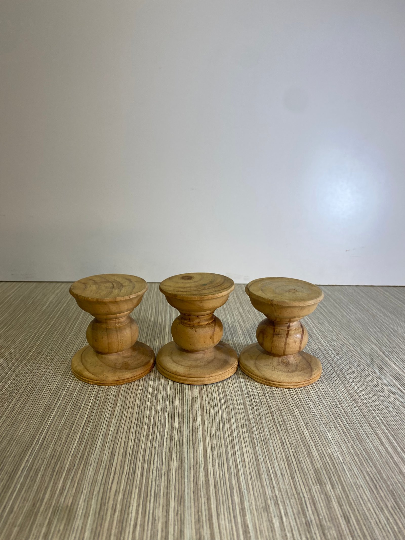 Candelabro Madera Natural Pequeño Torno Grueso Para Velon 10Largo X 9 Diametro