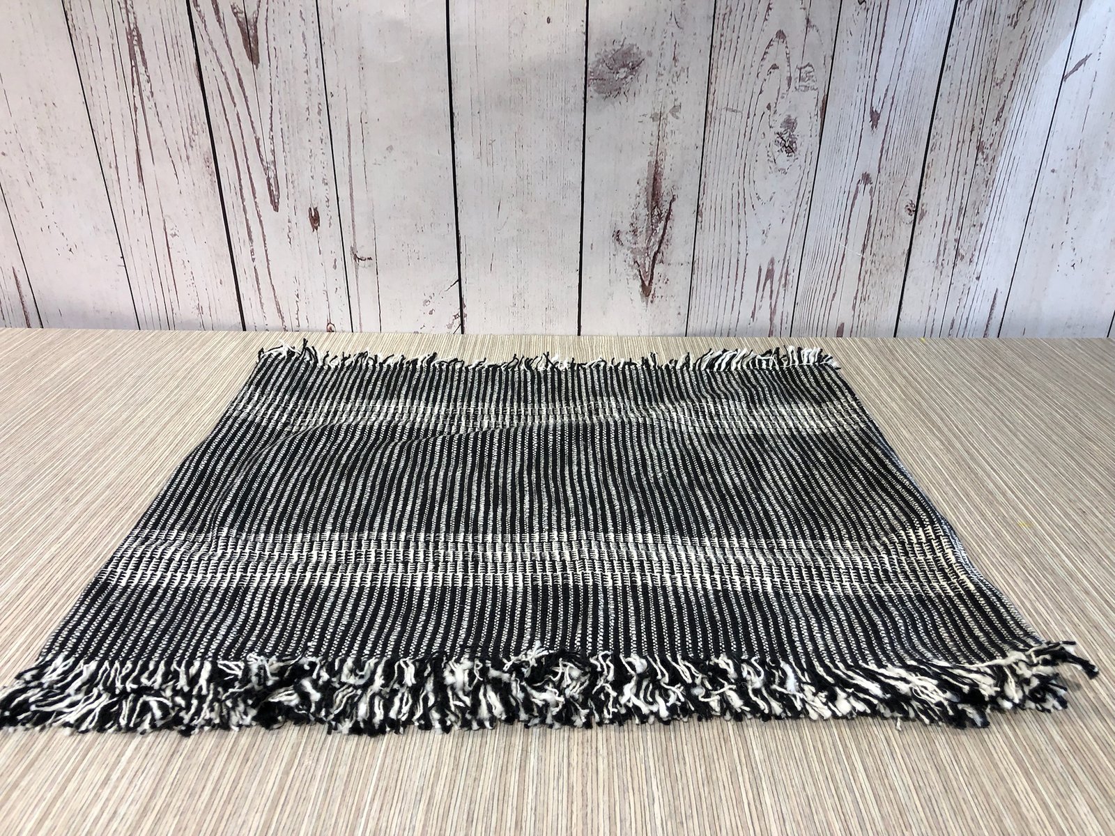 Camino Rectangular Tela Rayas Negras Y Blancas