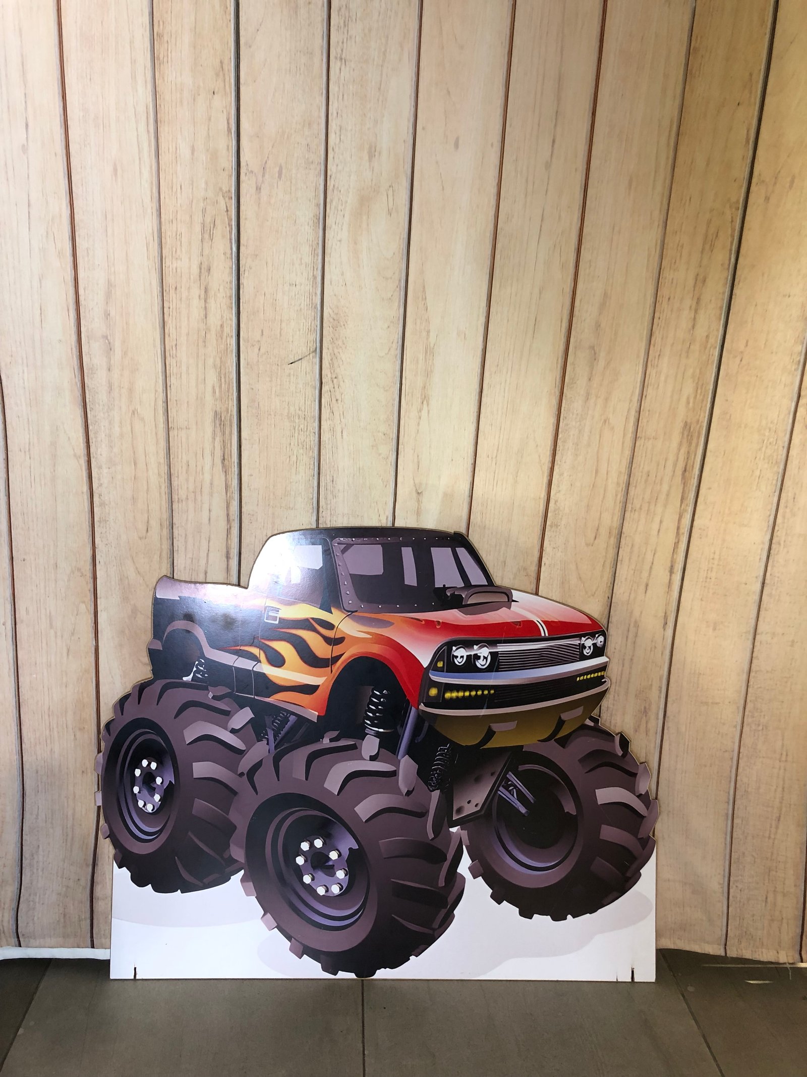 Carro Mdf Monster Truck  Hot Wheels 1Mtr