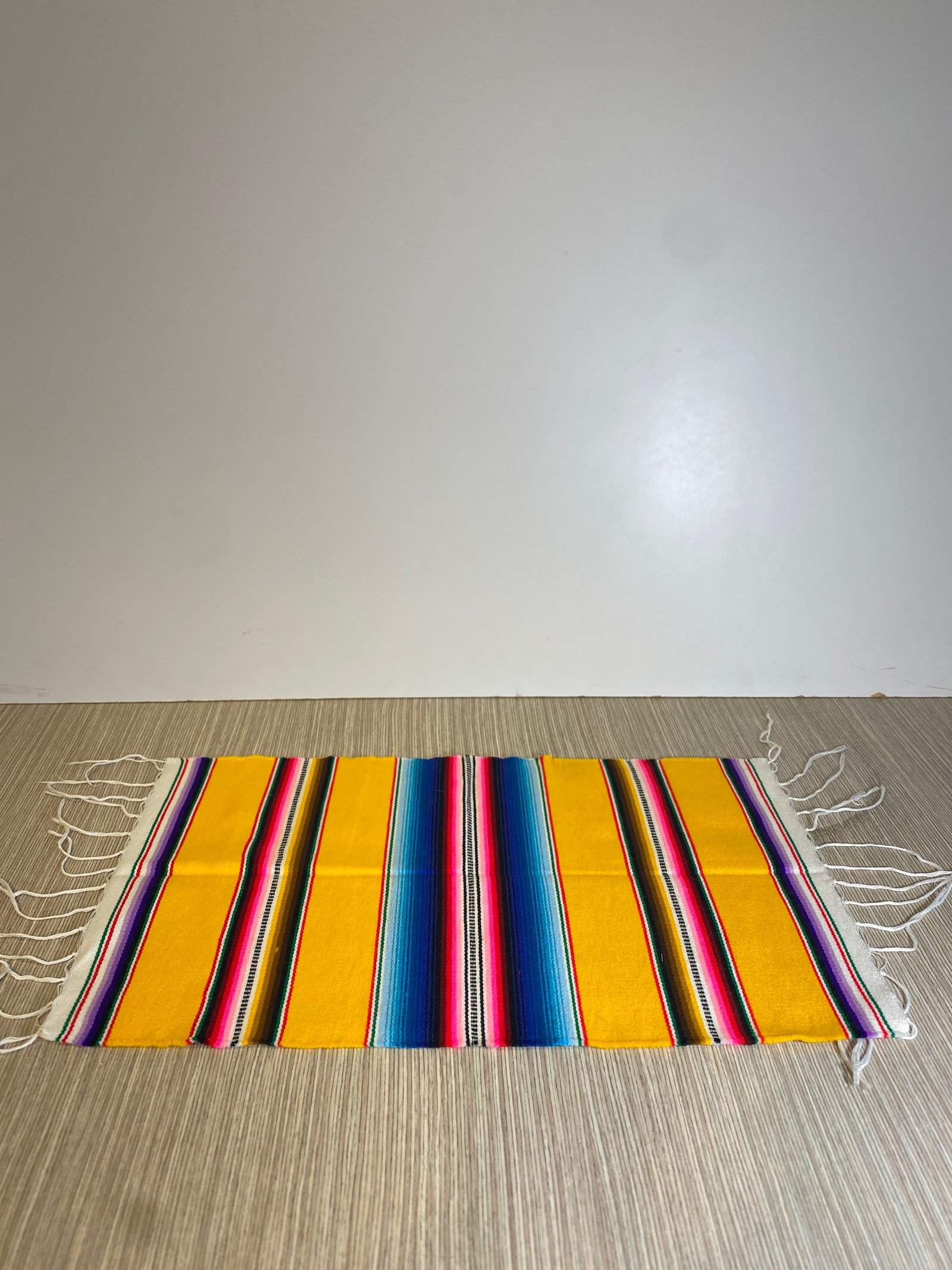 Camino Mini Sarape Amarillo