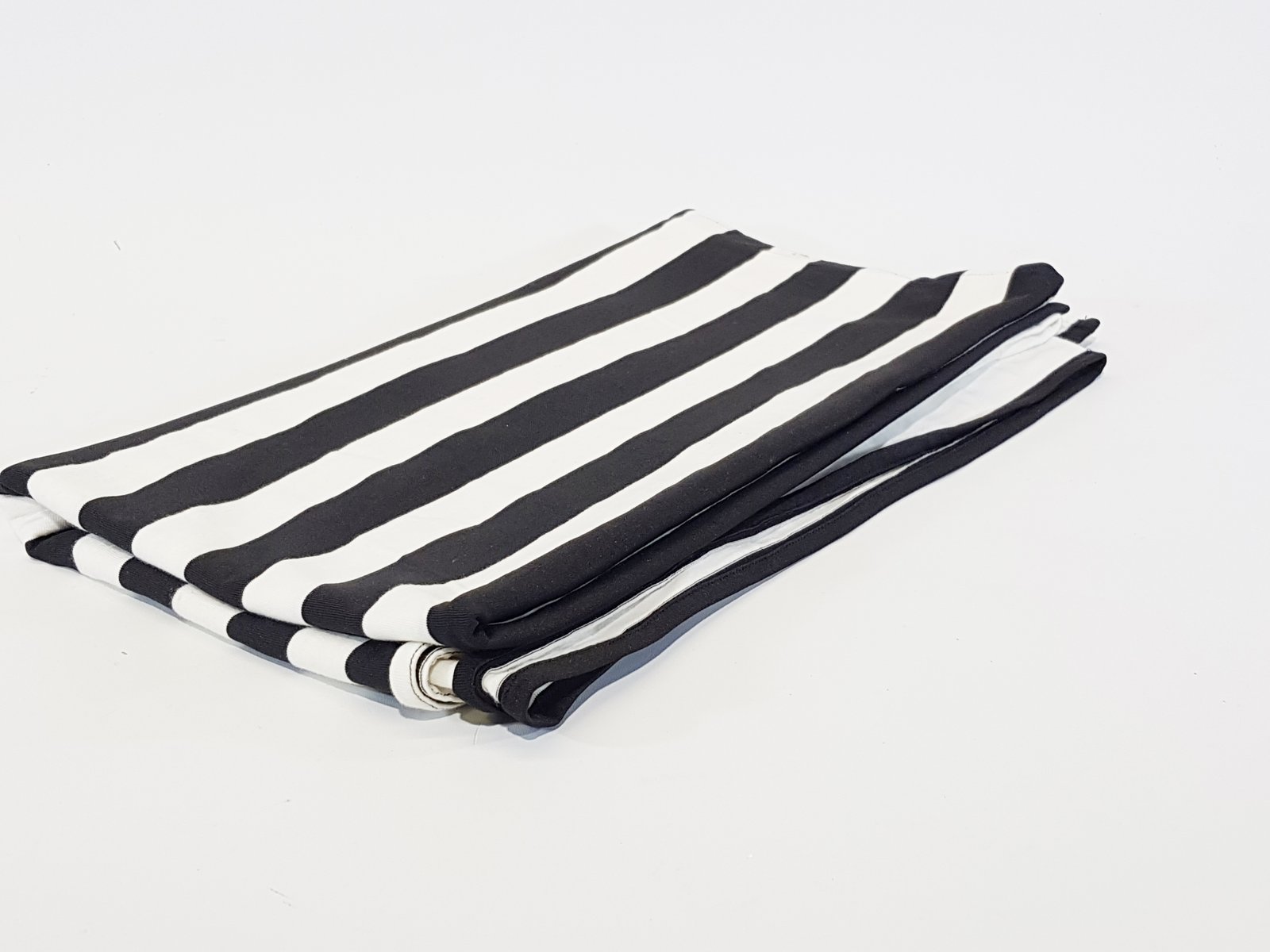 Mantel Rayas Negras Y Blancas Grande 2.00 Largo X 1.10 Ancho