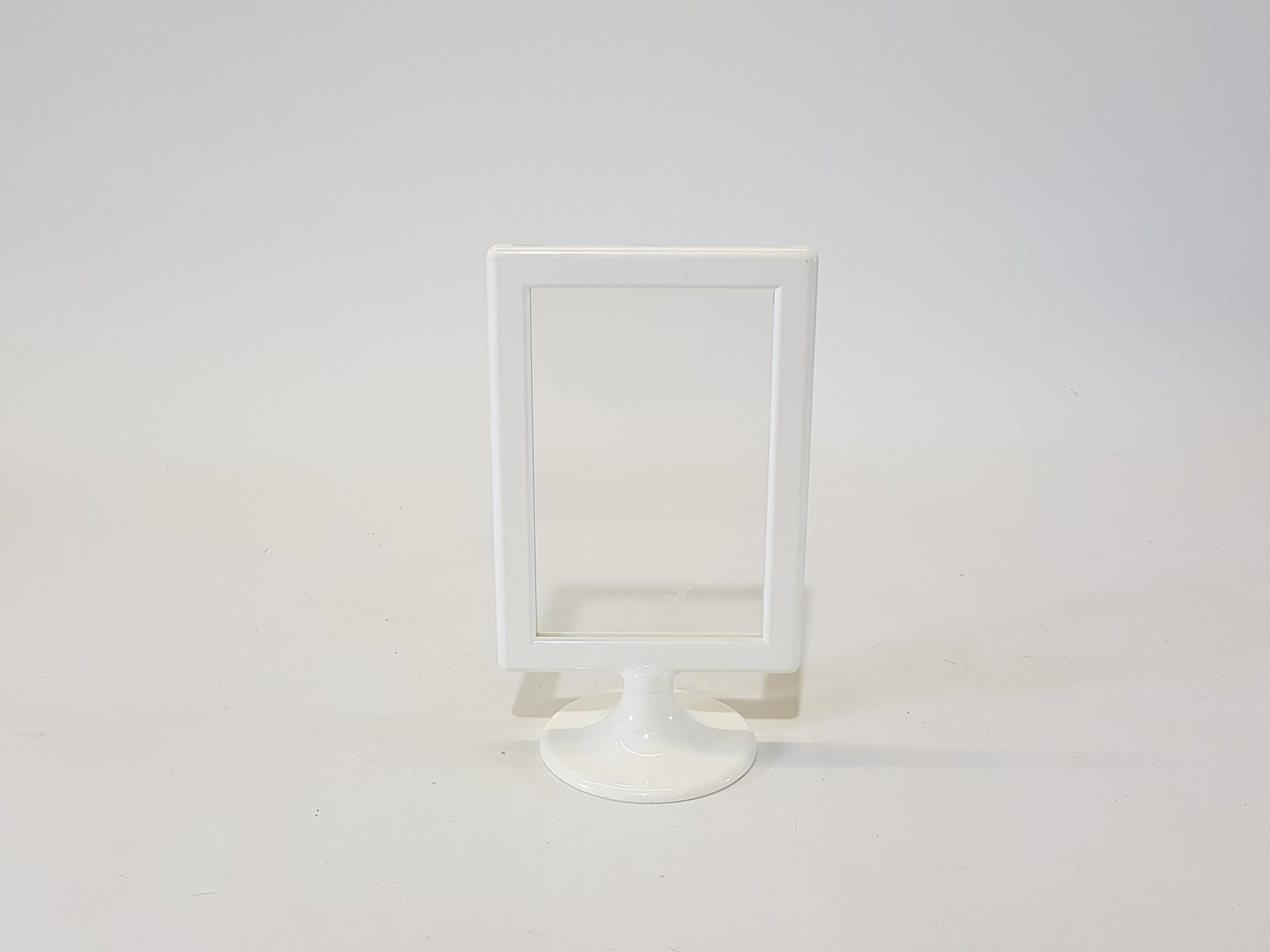 Porta Menu Plastico Blanco 10 Ancho X 15 Largo