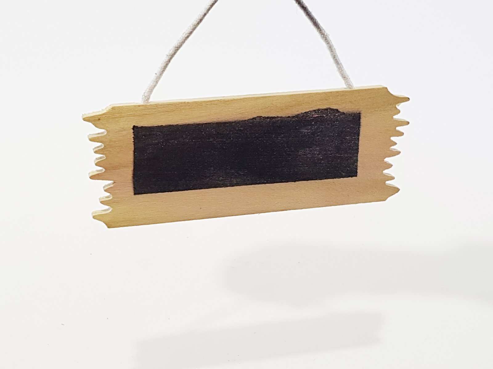 Tablerito Mini Rectangular Borde Madera Para Colgar Cuerda Blanca