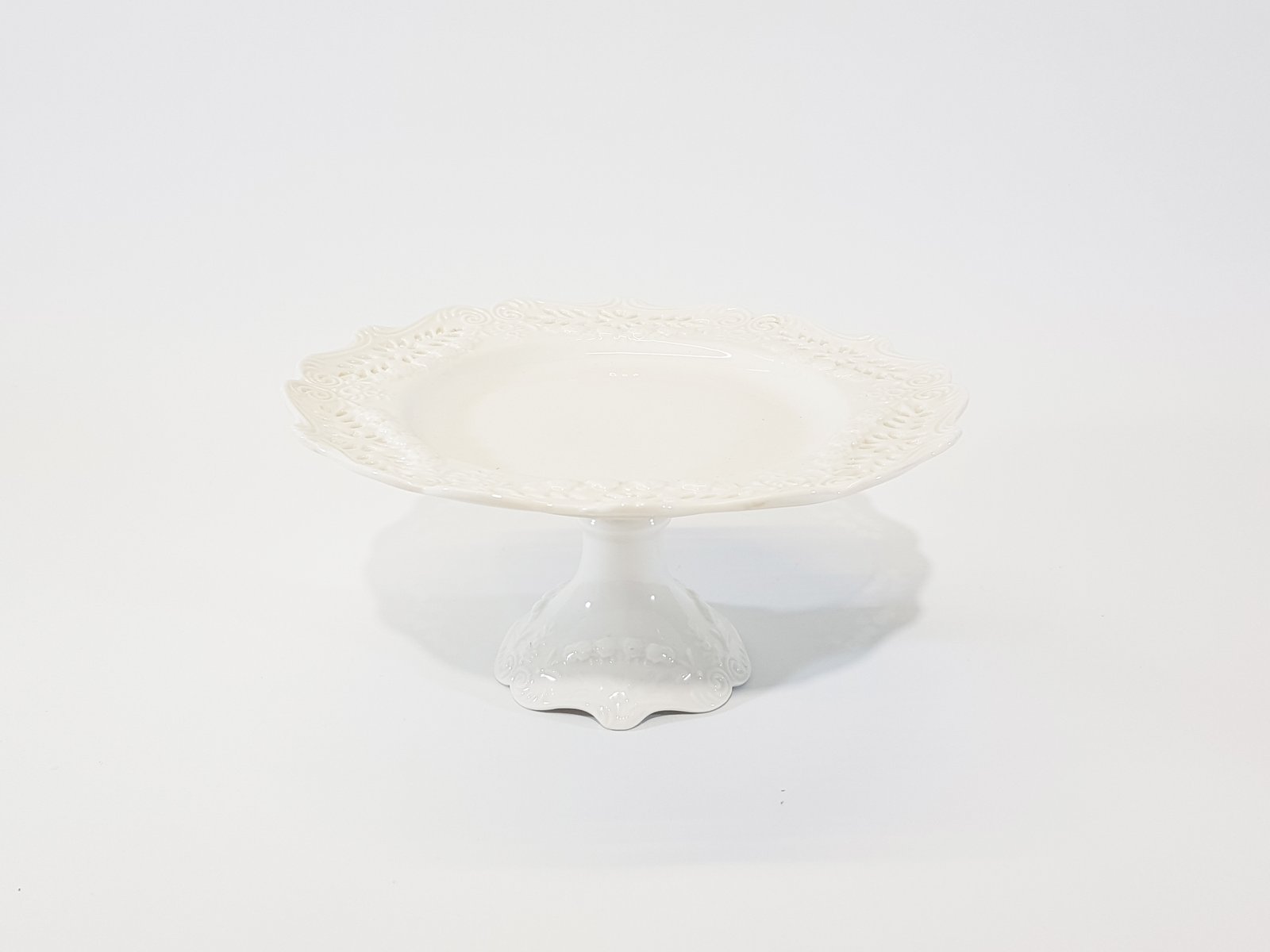 Tortera Redonda Borde Encaje Ceramica Crema Mediana 16 Cm