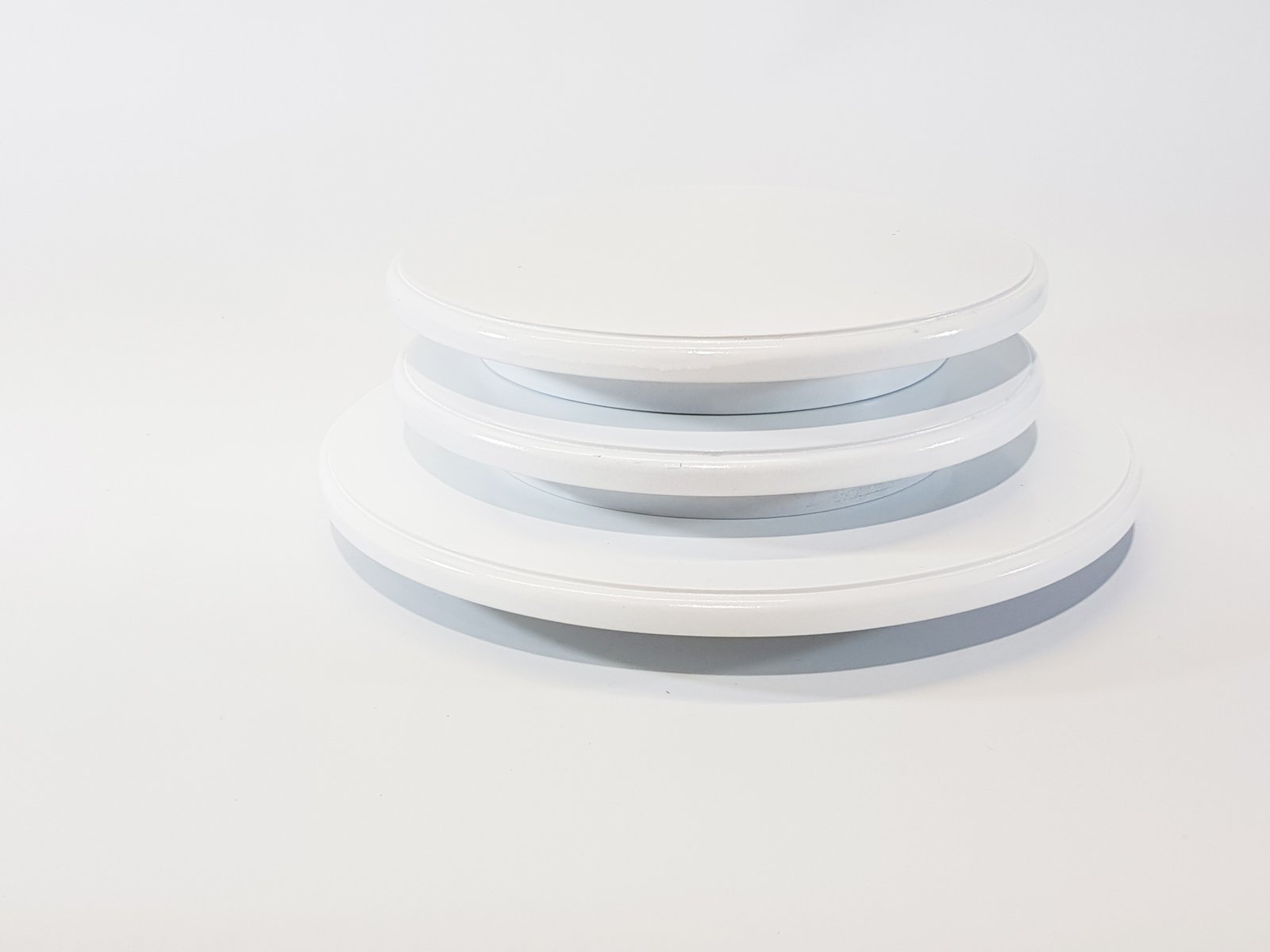 Tortera Redonda Plana Madera Blanca Giratoria Blanca Pequeña 26 Cm