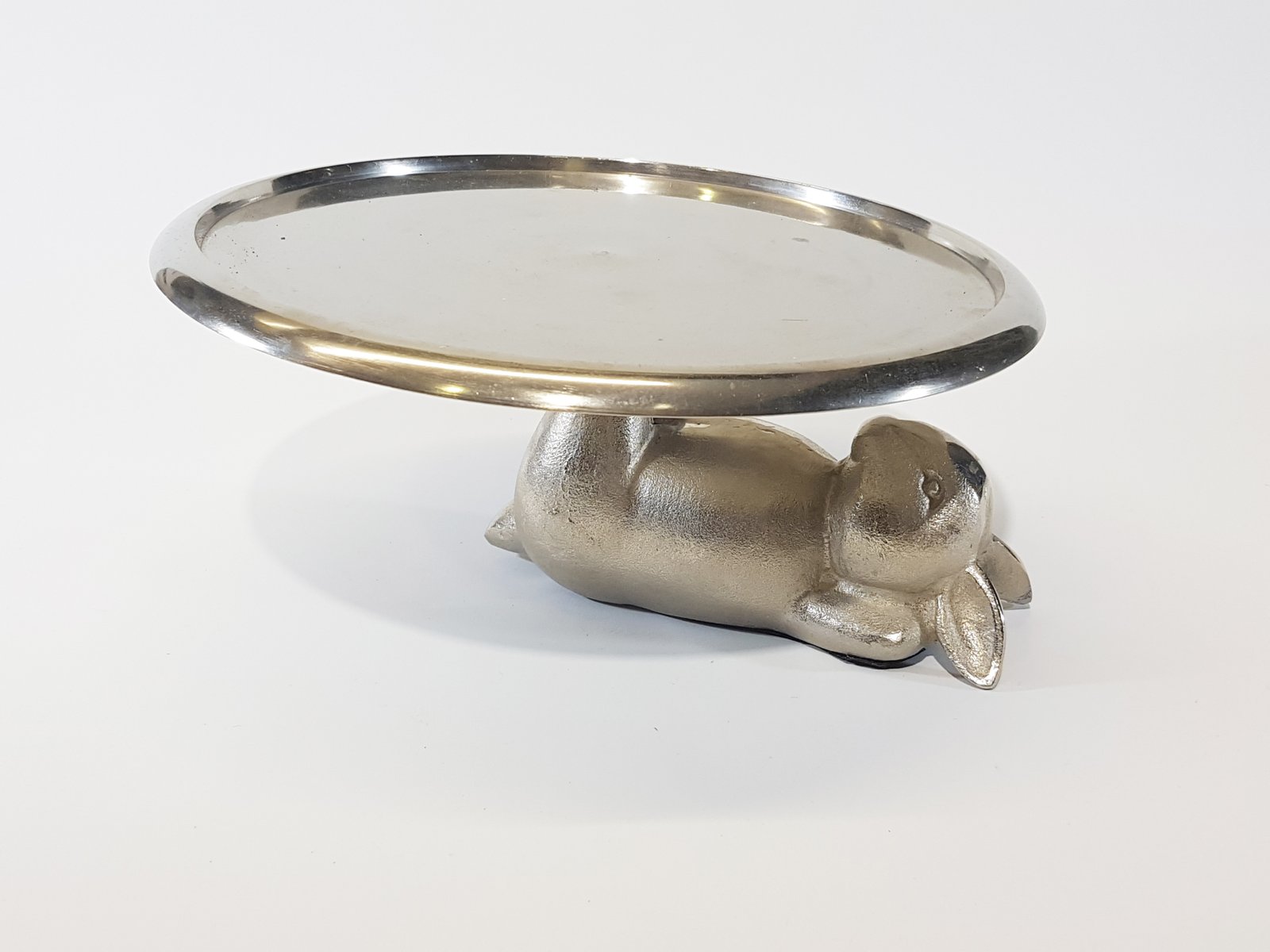 Tortera Redonda Pewter Base Conejo Grande 28 Cm