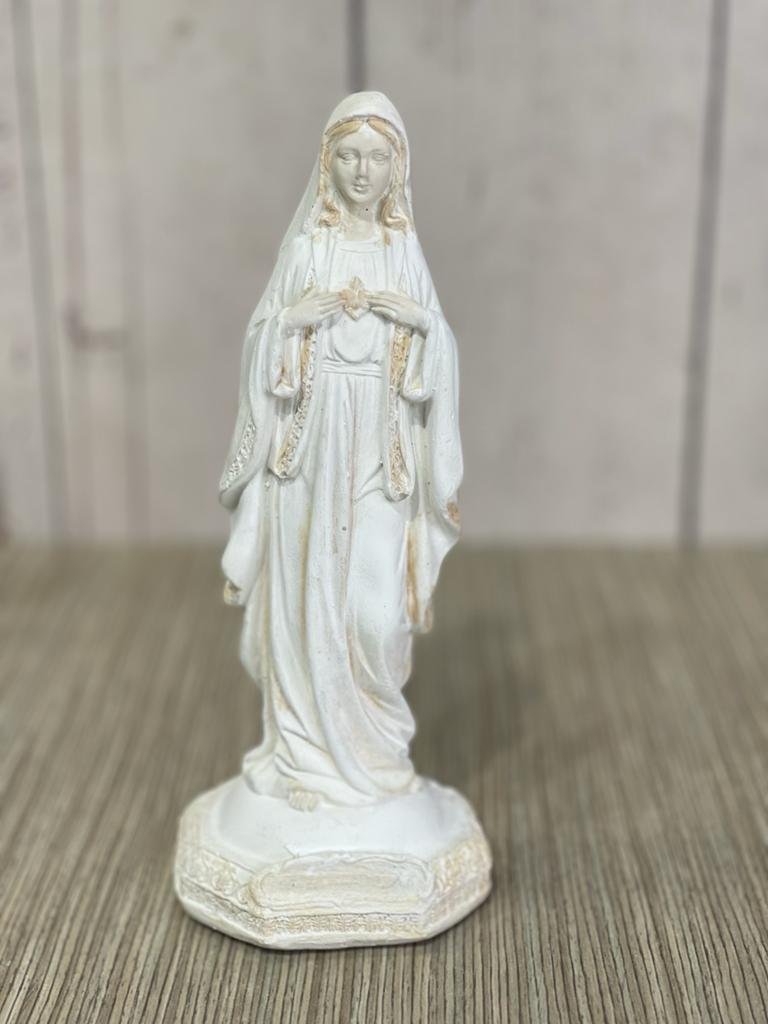 Virgen Ceramica Manos En El Pecho 