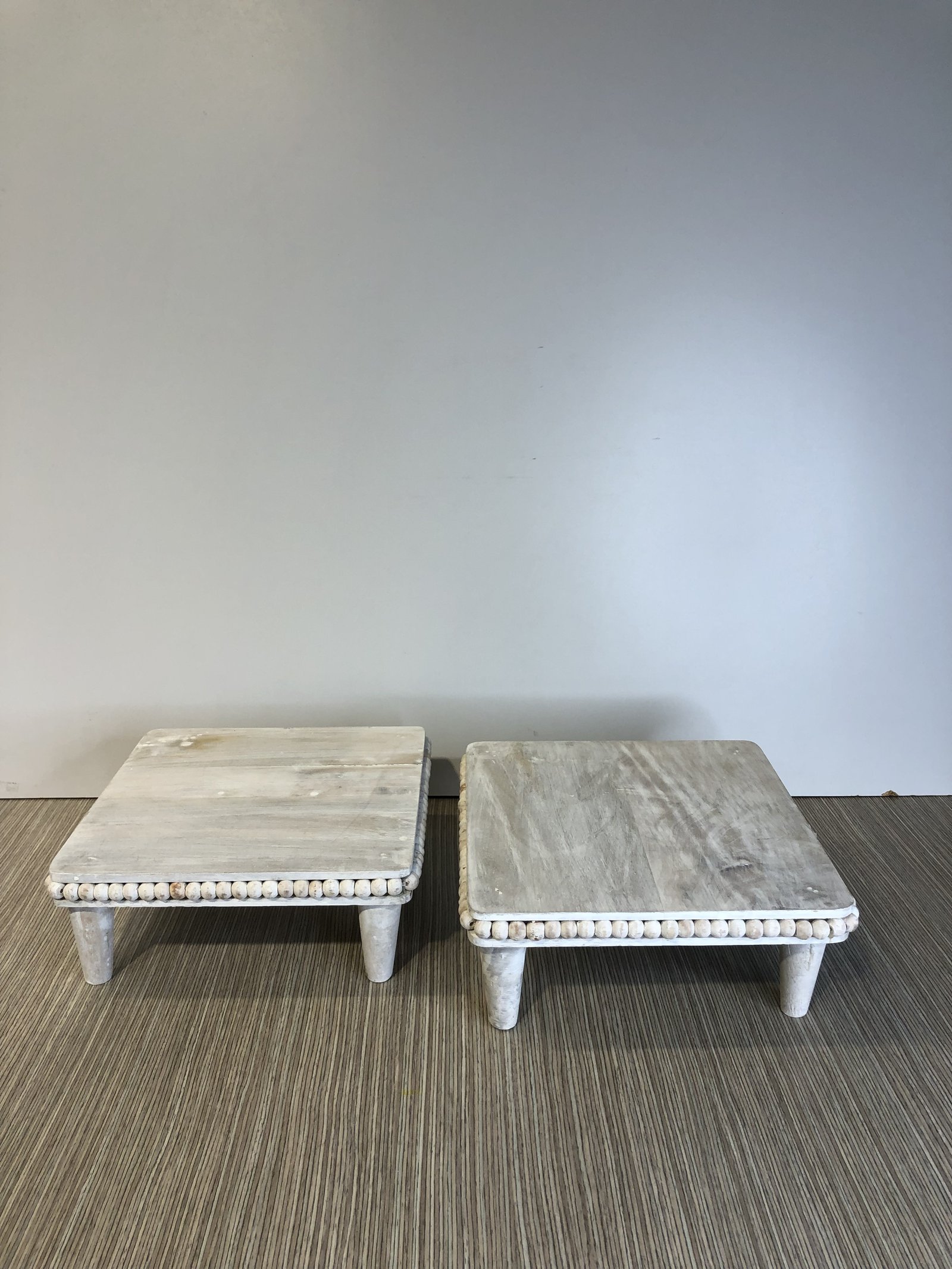 Tortera Madera Cuadrada Grande Decape Borde Bolas