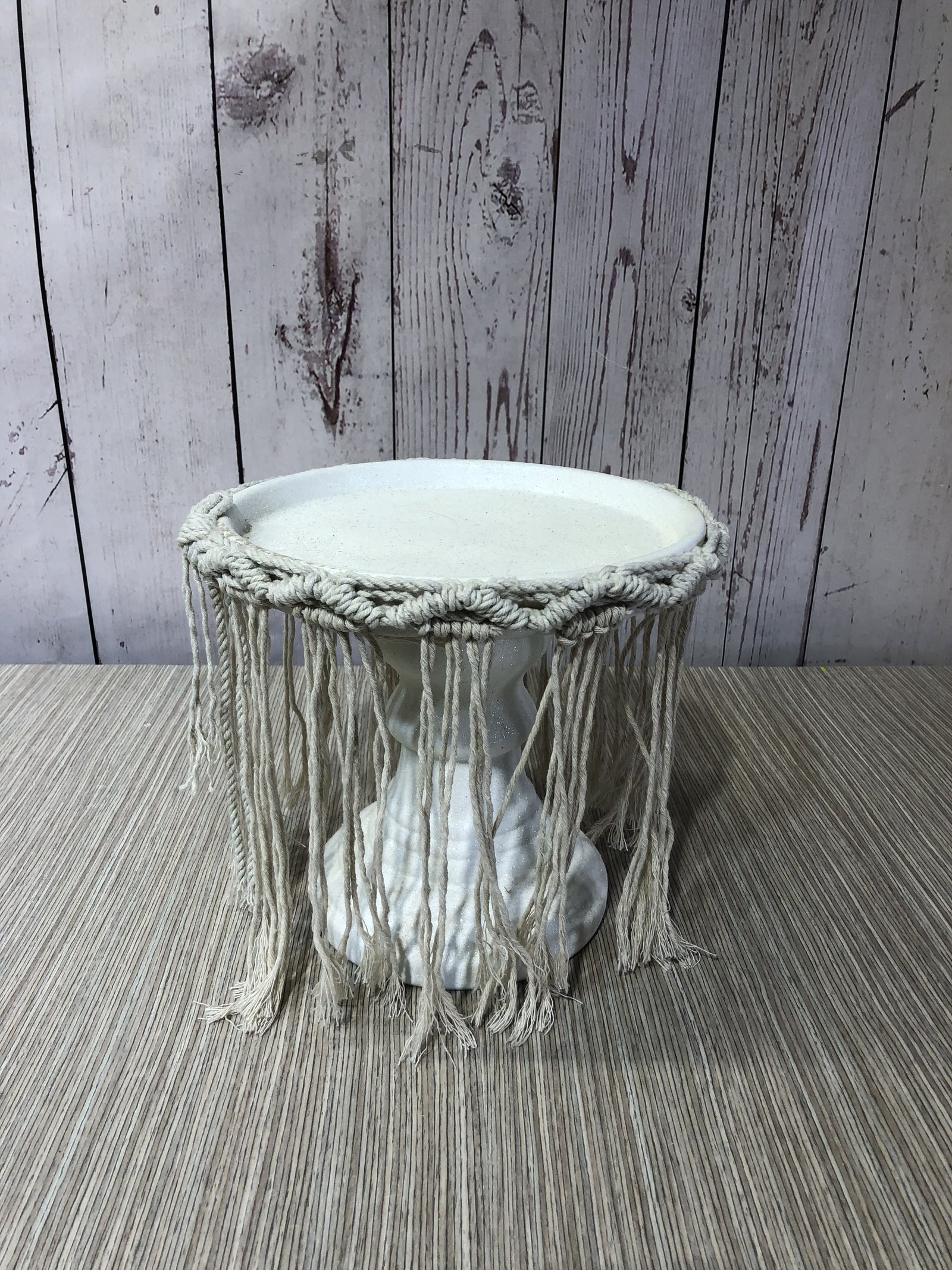 Tortera Redonda Mediana Beige Boho Con Macrame