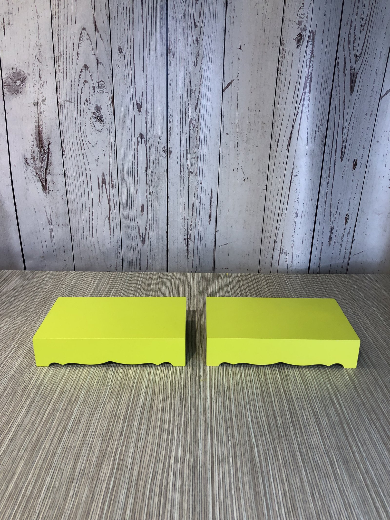 Tortera Rectangular Verde Limon Pequeña Con Agarraderas 