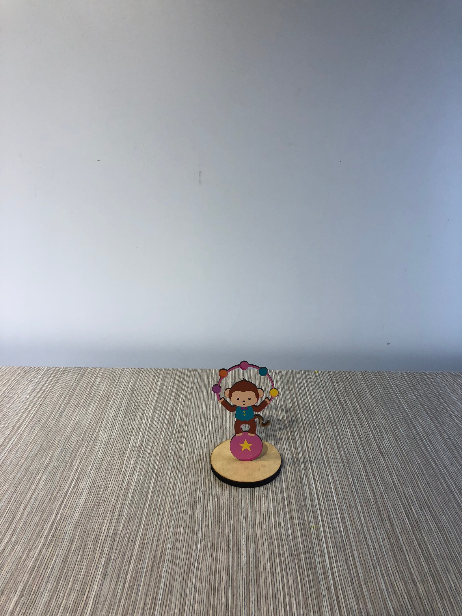 Mono Mdf Circo Para Mesa 