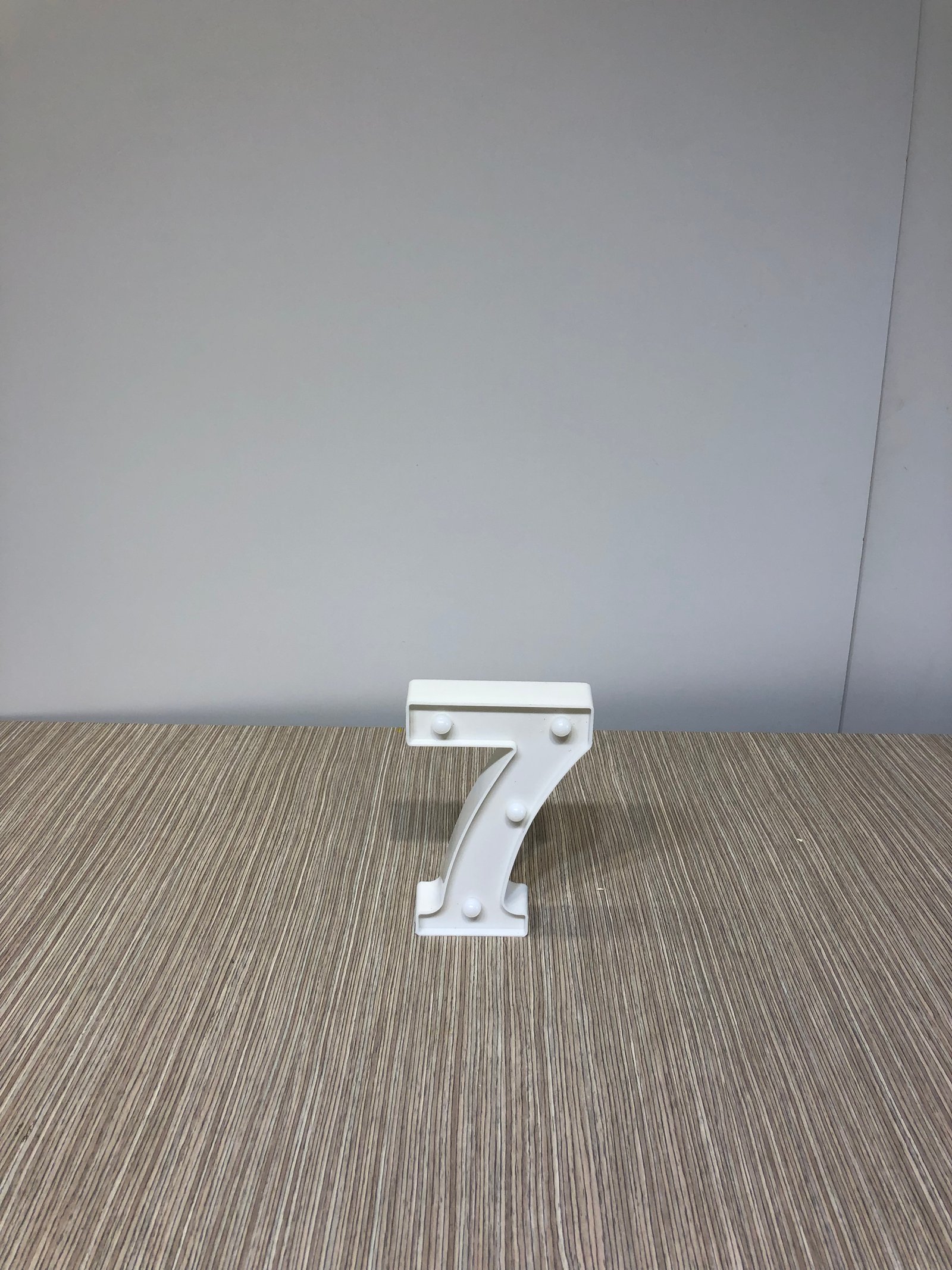 Número Siete Pequeño Acrílico Con Luz