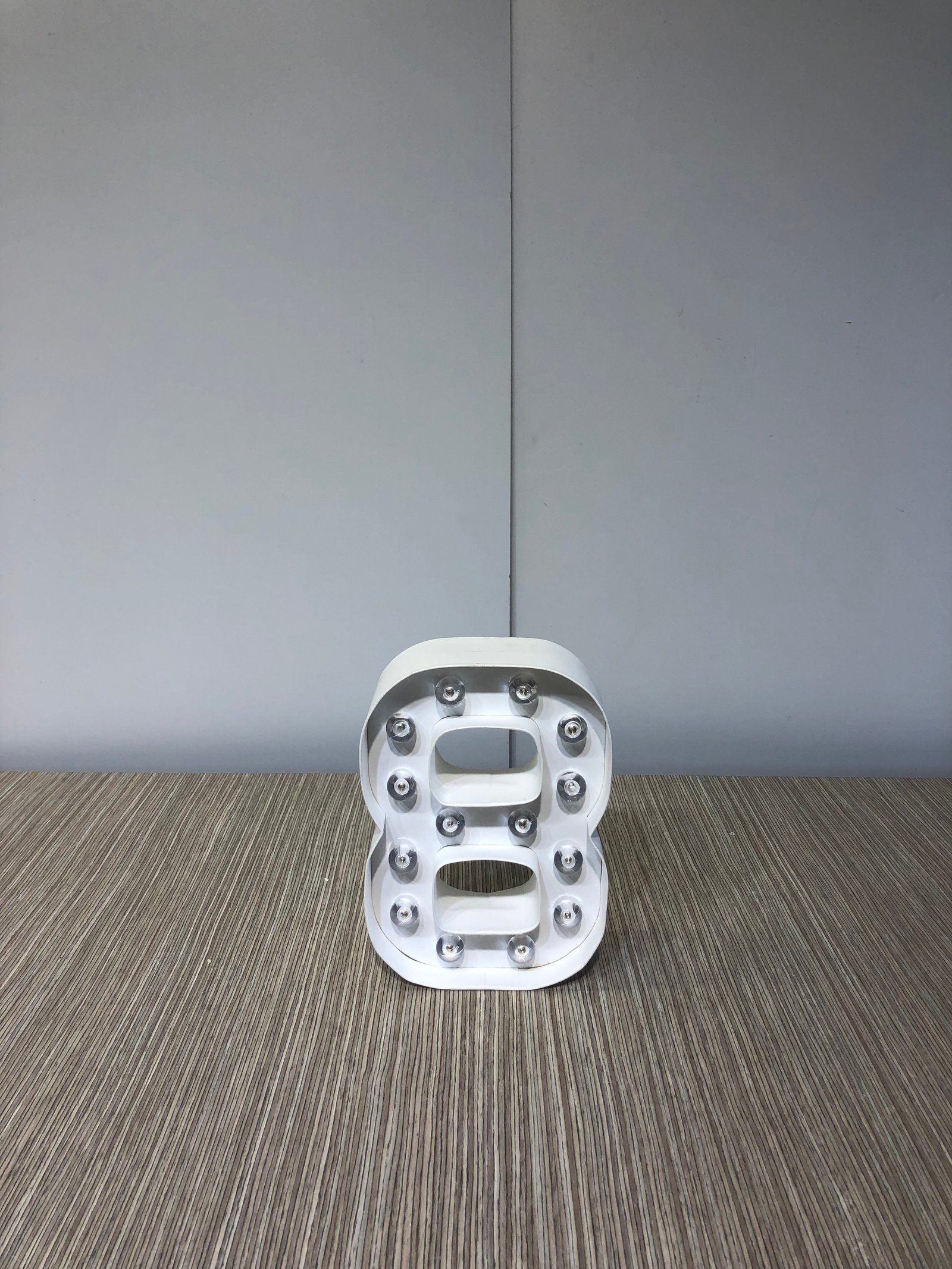 Numero Ocho Blanco Con Luz