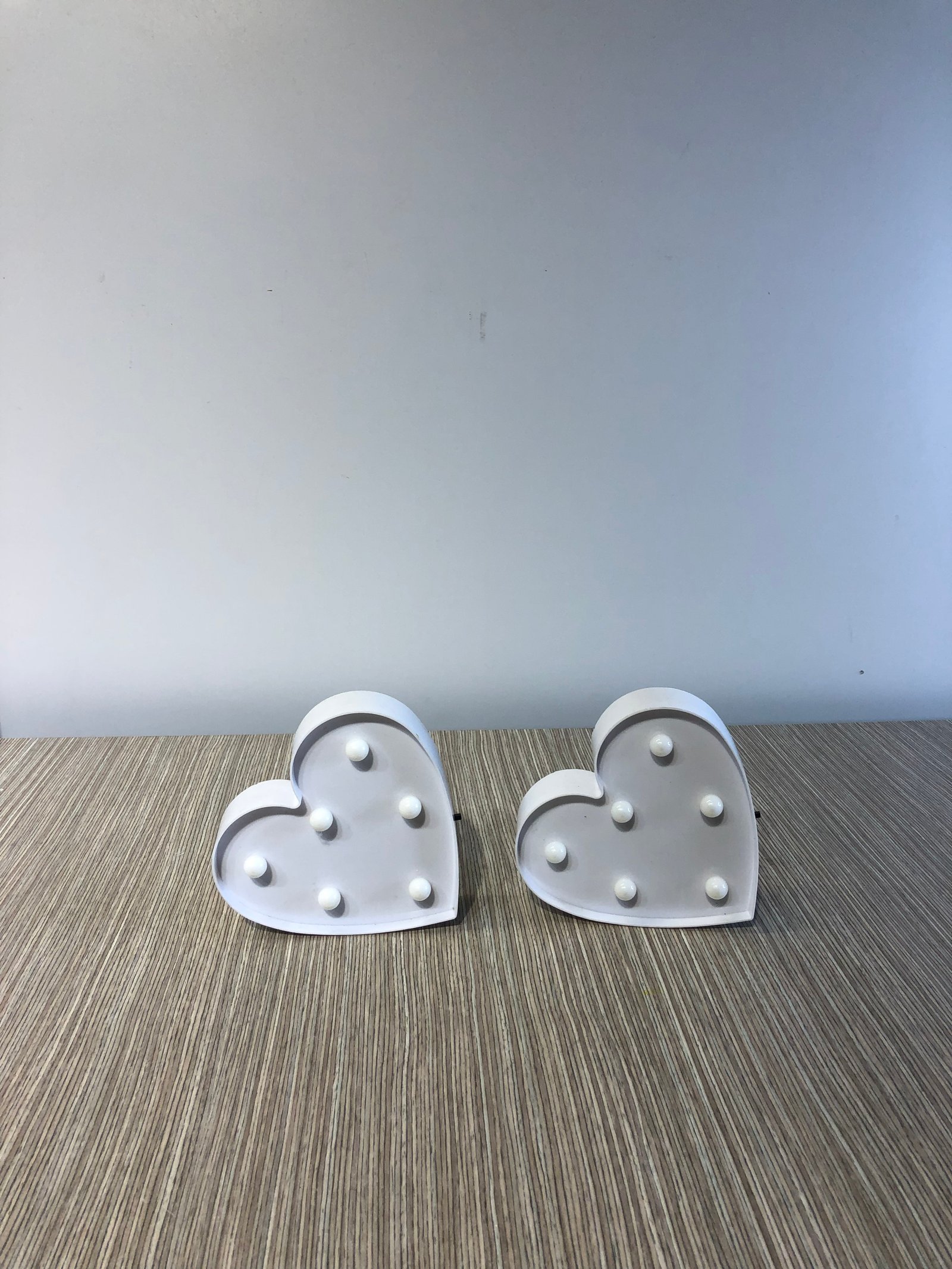 Corazón Acrílico Blanco Pequeño Con Luz