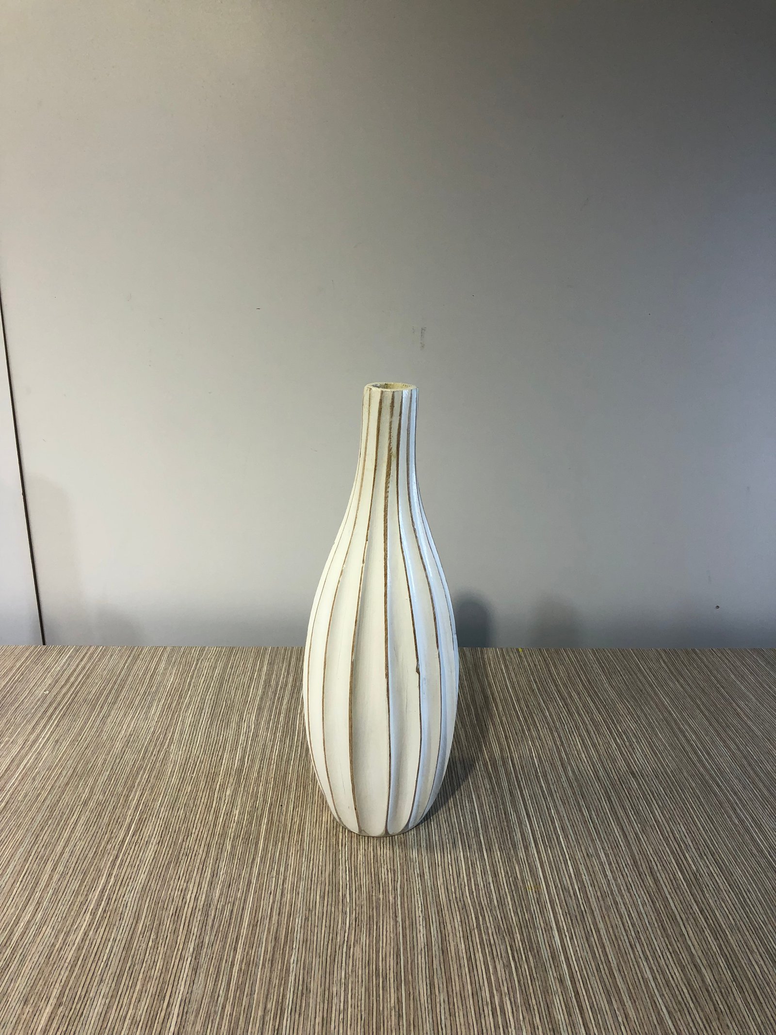 Jarrón Madera Decape Estriado Alto